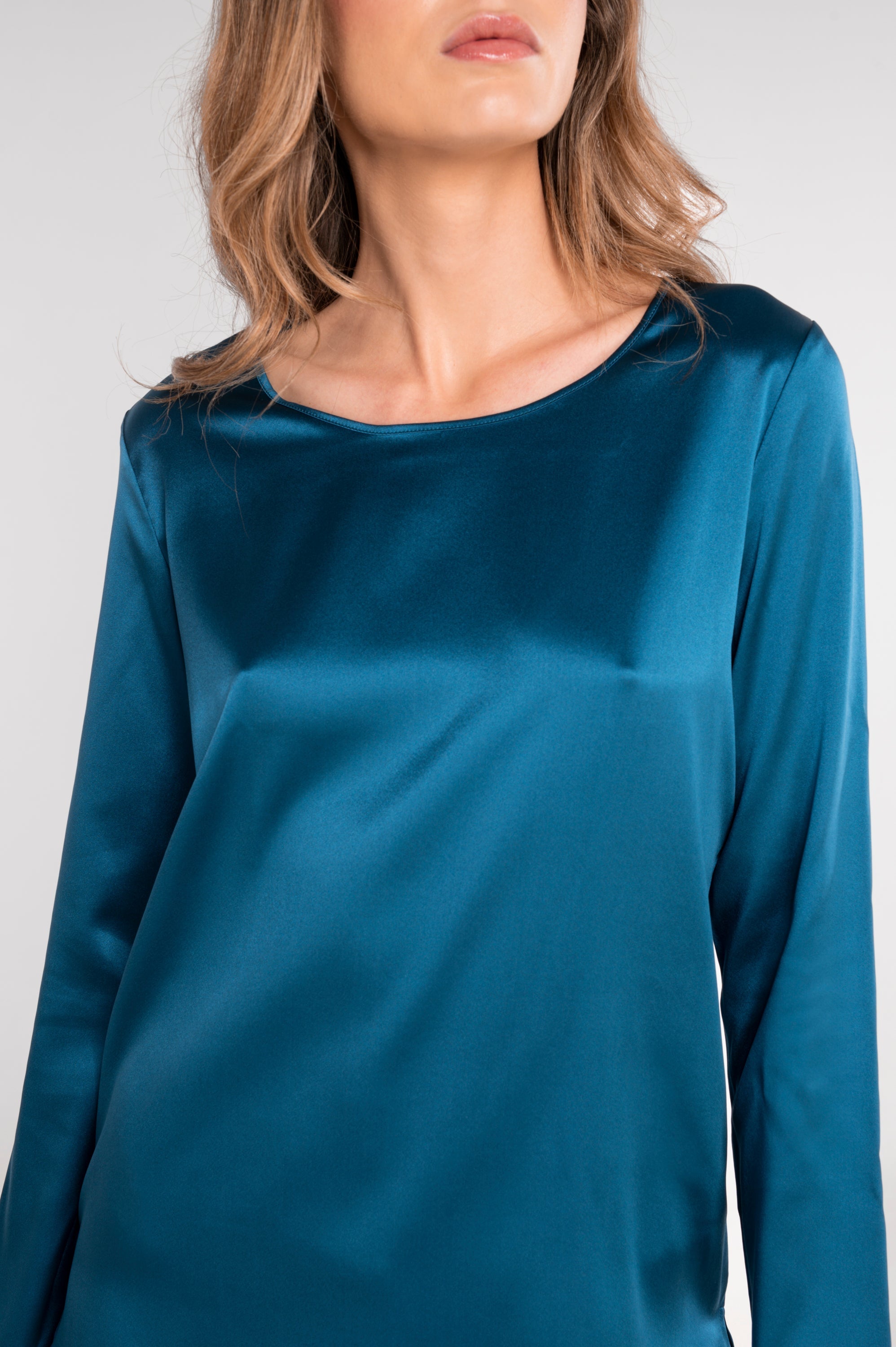 Longsleeves Shirt in Stretch Silk 10309