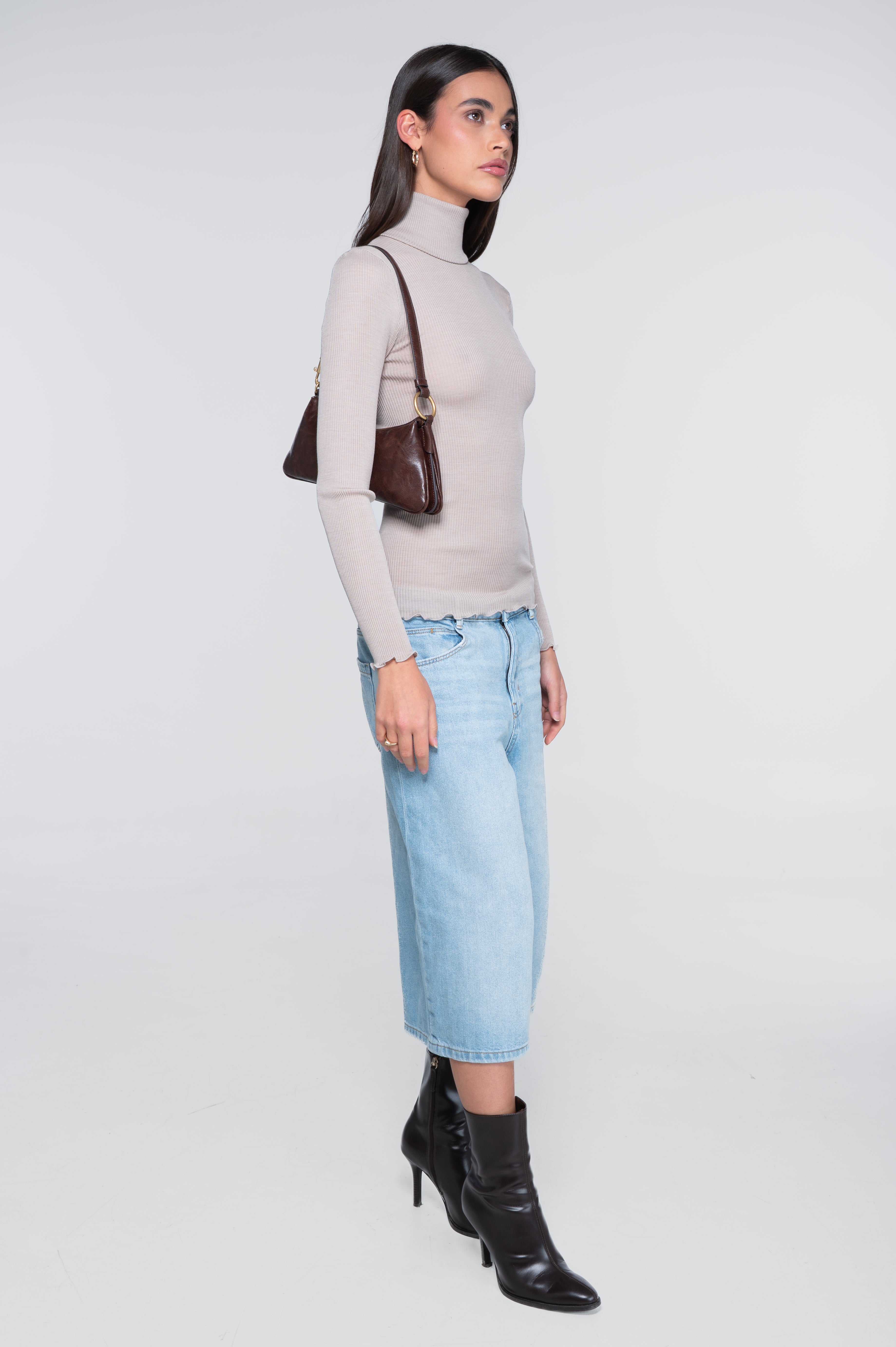 Wool and silk long sleeves turtleneck shirt 3438