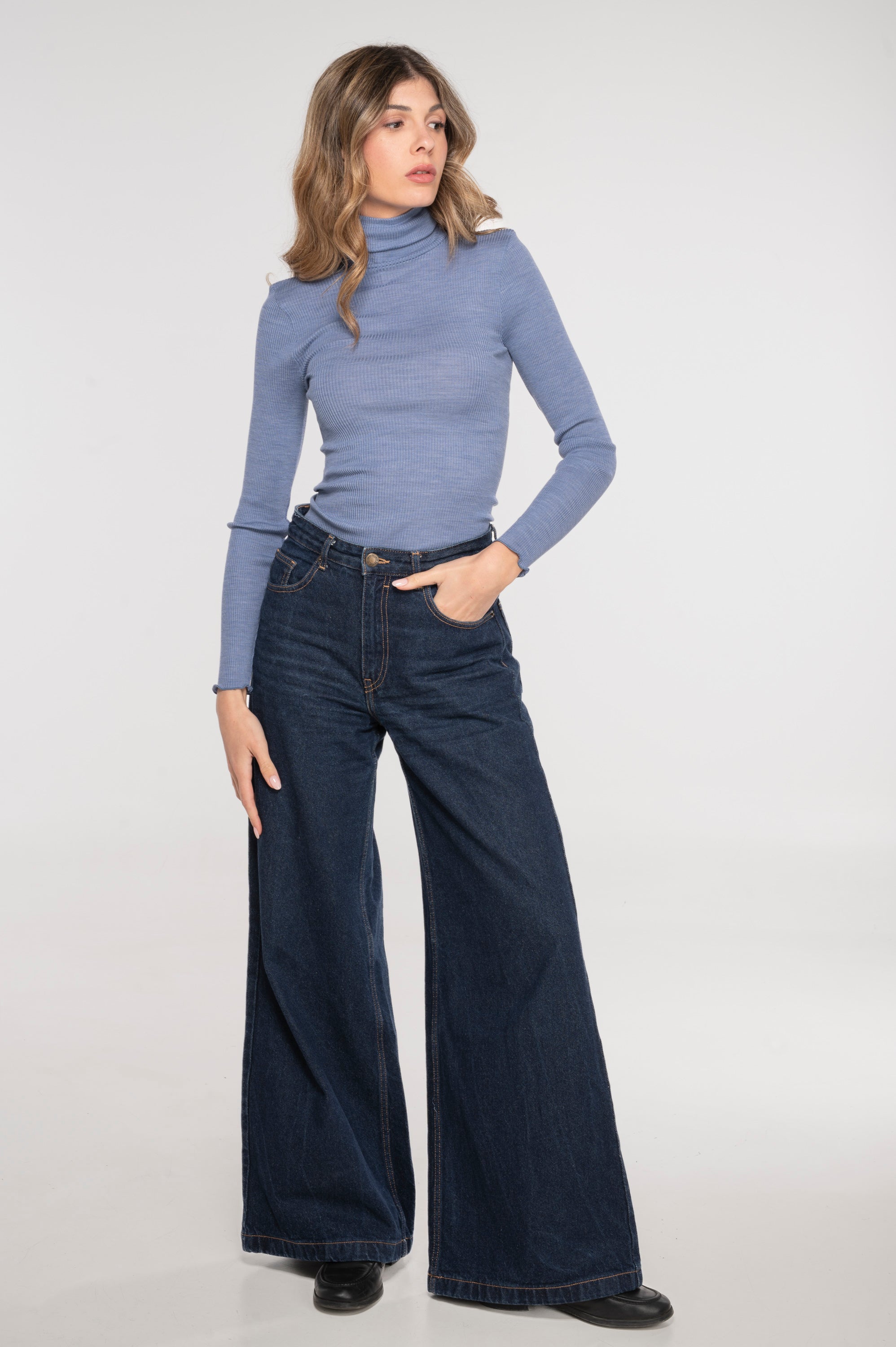 Wool and silk long sleeves turtleneck shirt 3438