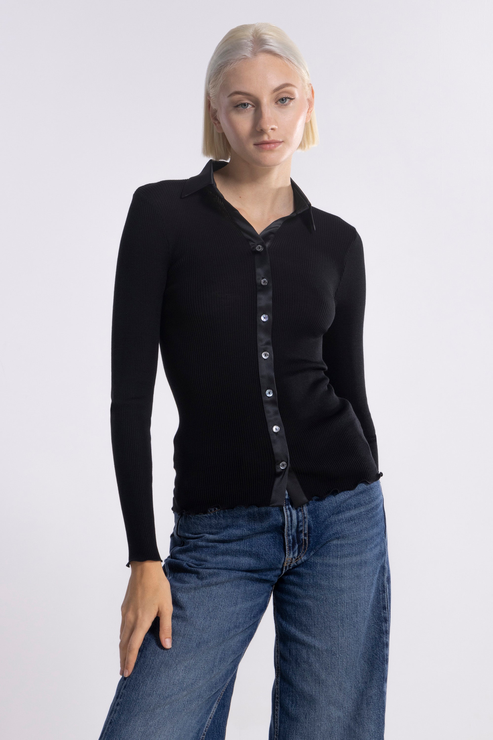 Wool and silk long sleeves shirt with satin opening 6350