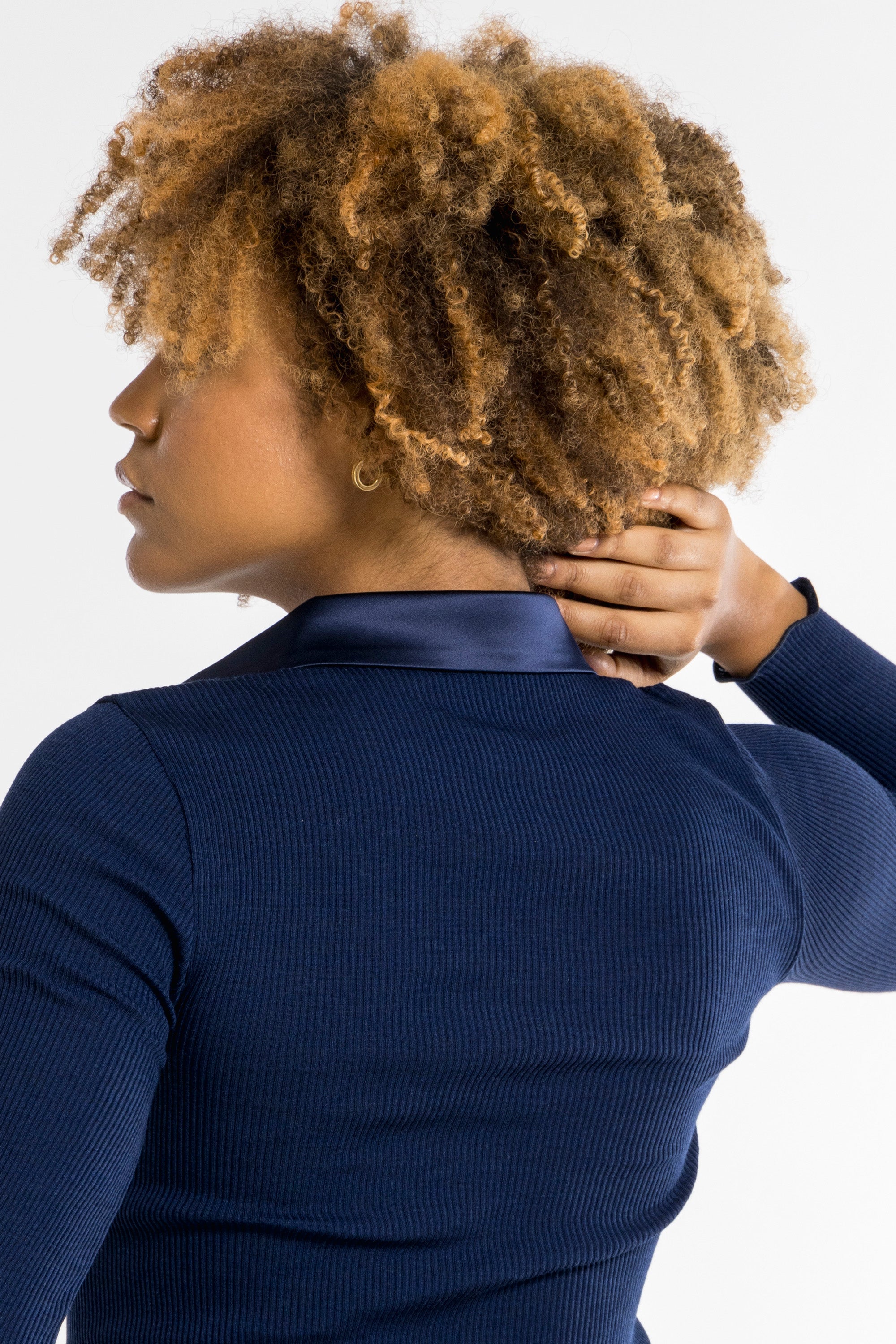 Wool and silk long sleeves shirt with satin opening 6350