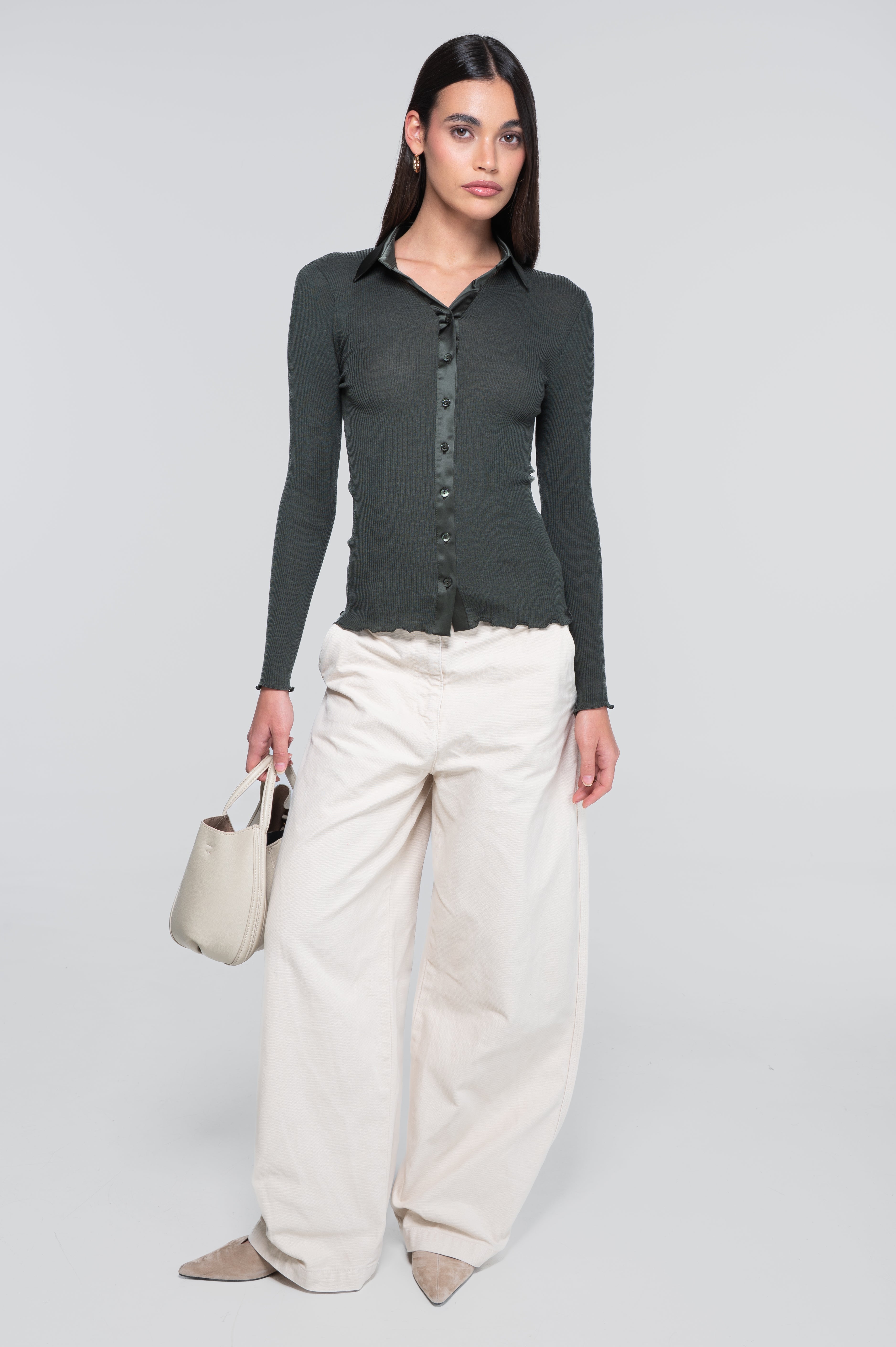 Wool and silk long sleeves shirt with satin opening 6350