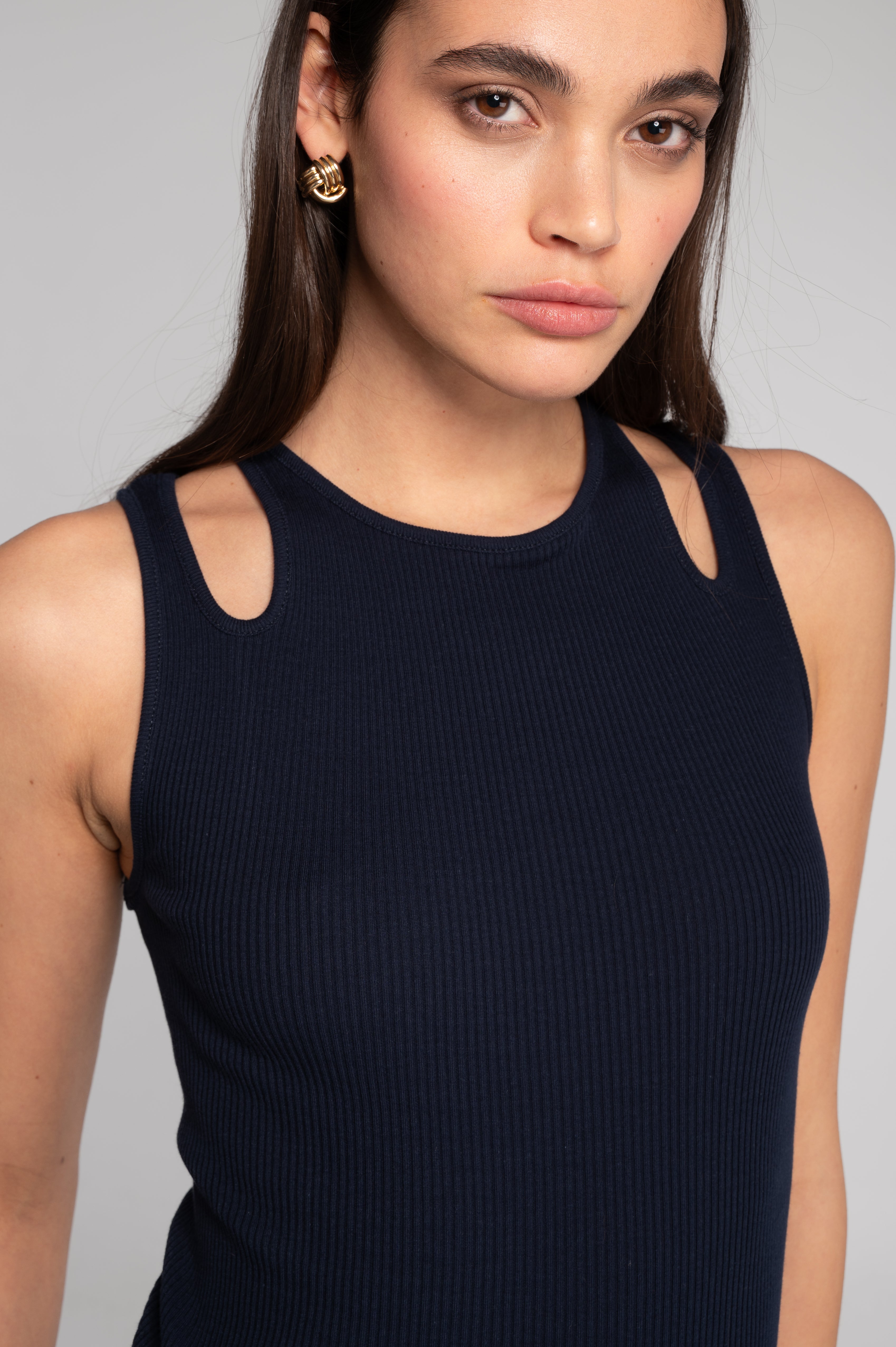 Cotton tank top with shoulder cut-outs 7153