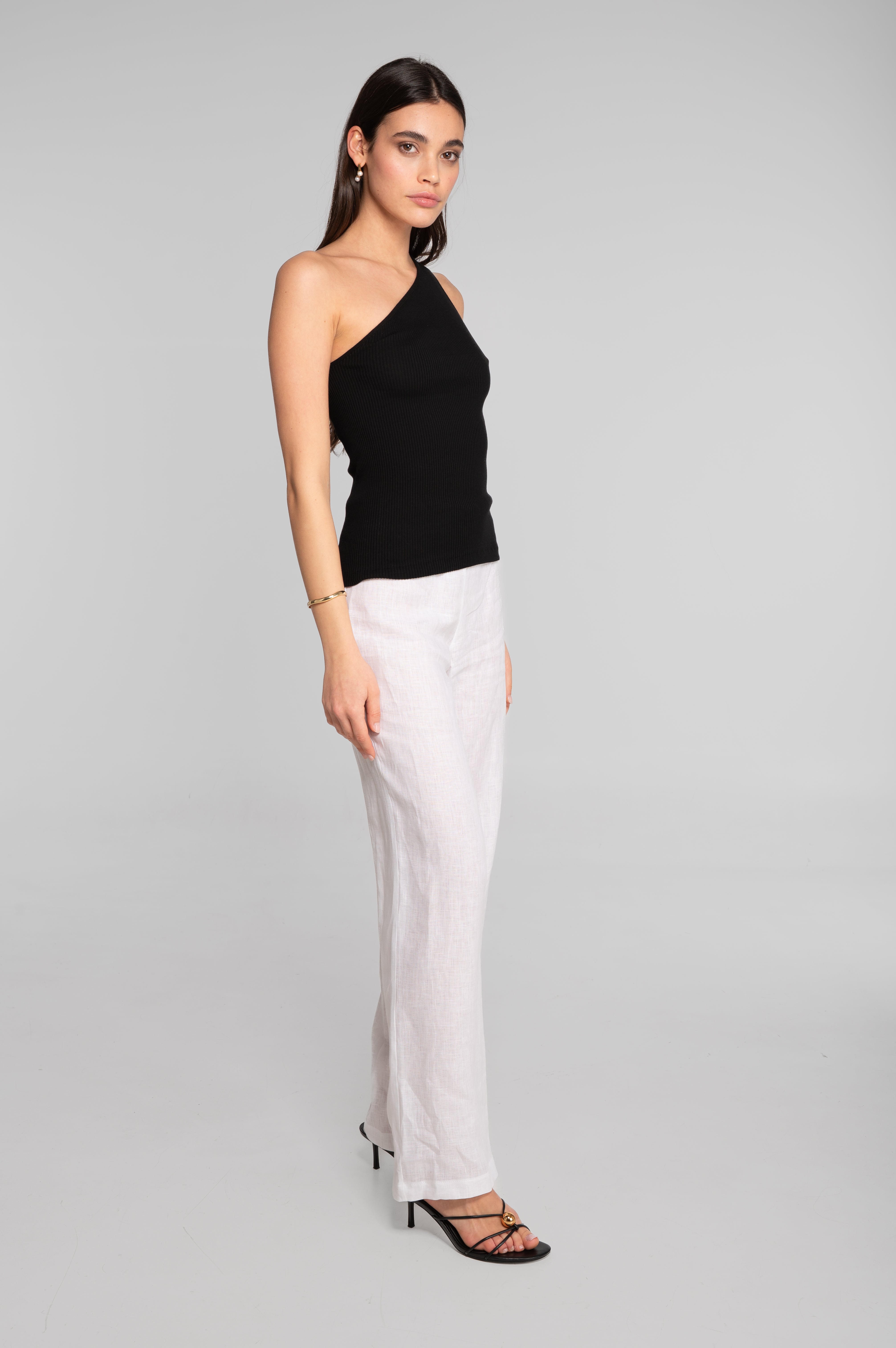 Cotton one-shoulder top 7171