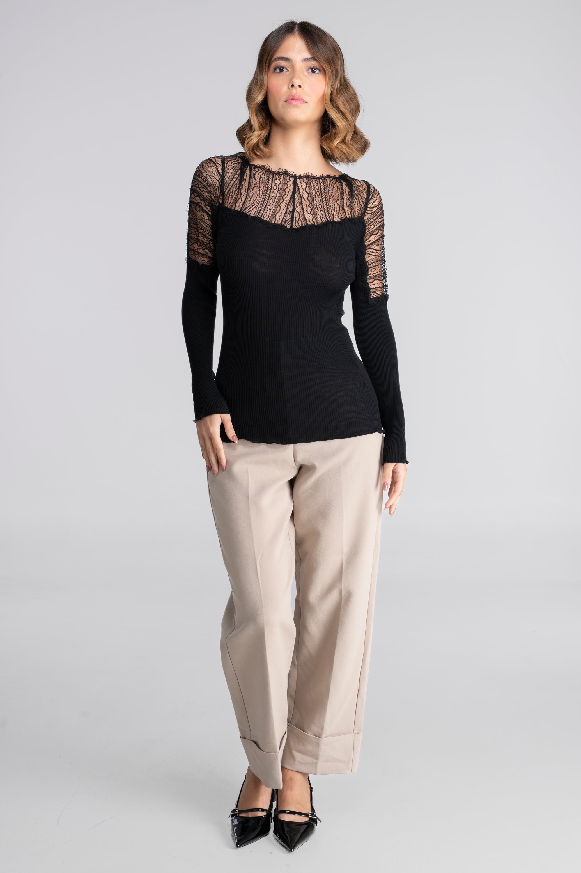 Wool and silk long sleeves shirt with chantilly lace 7415