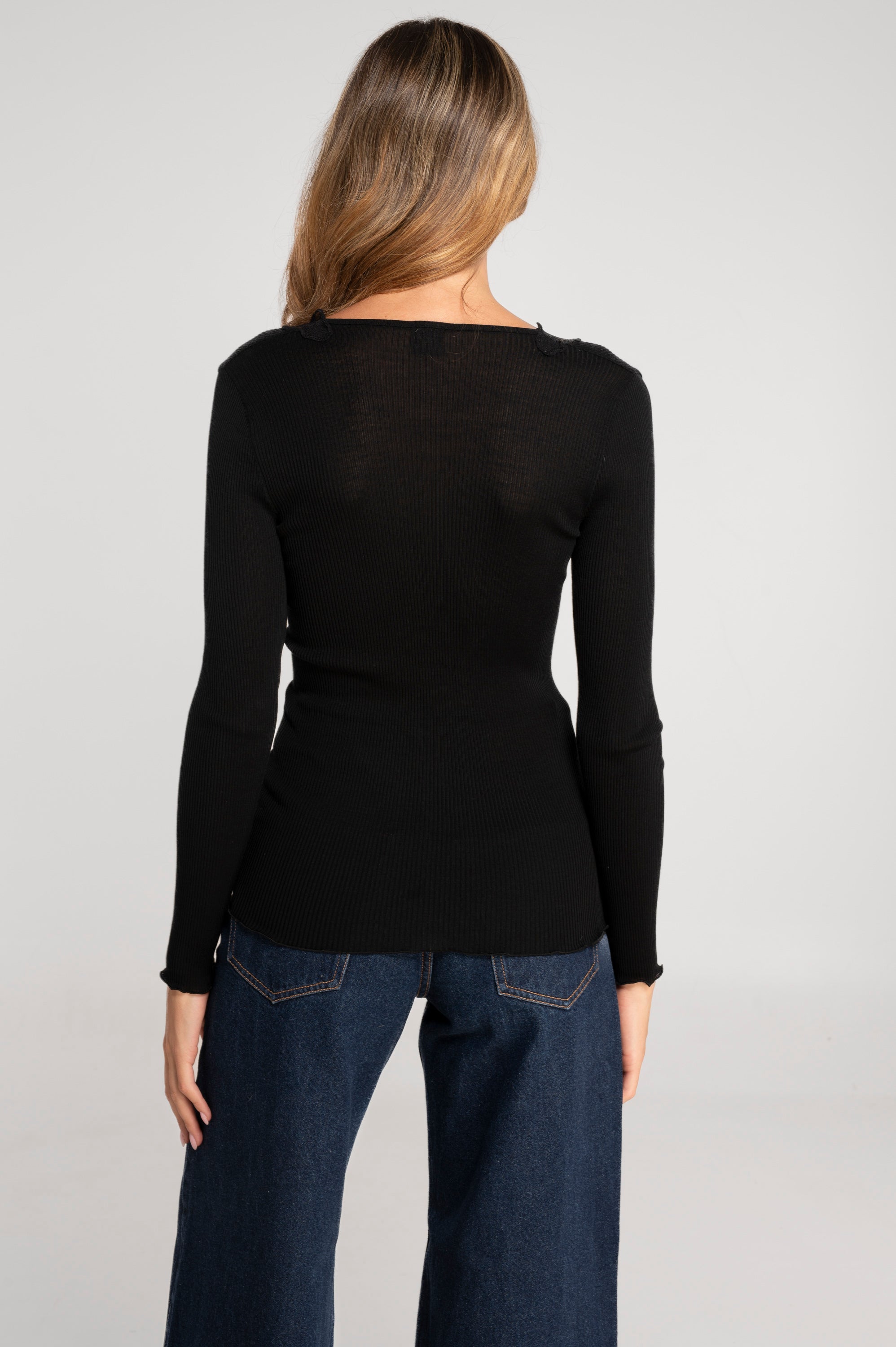 Wool and silk long sleeves shirt with floral motif 7429