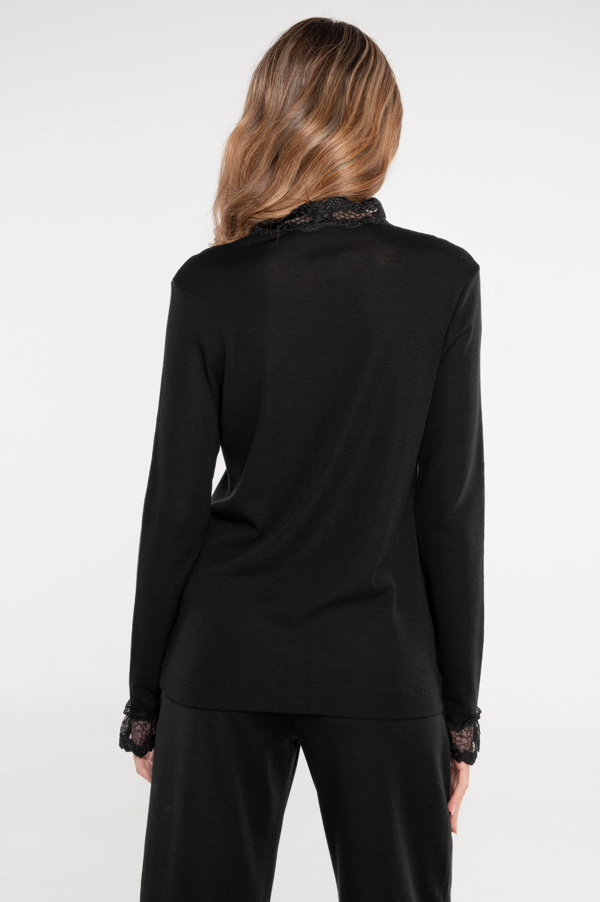 Wool and silk long sleeves shirt with embroidered tulle lace 7438