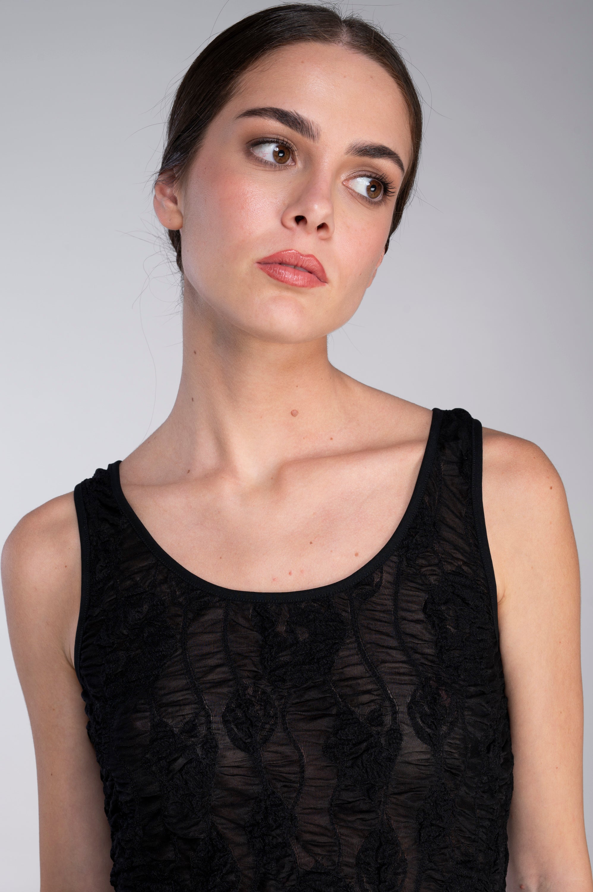 Tank top in ruffled laize 7452