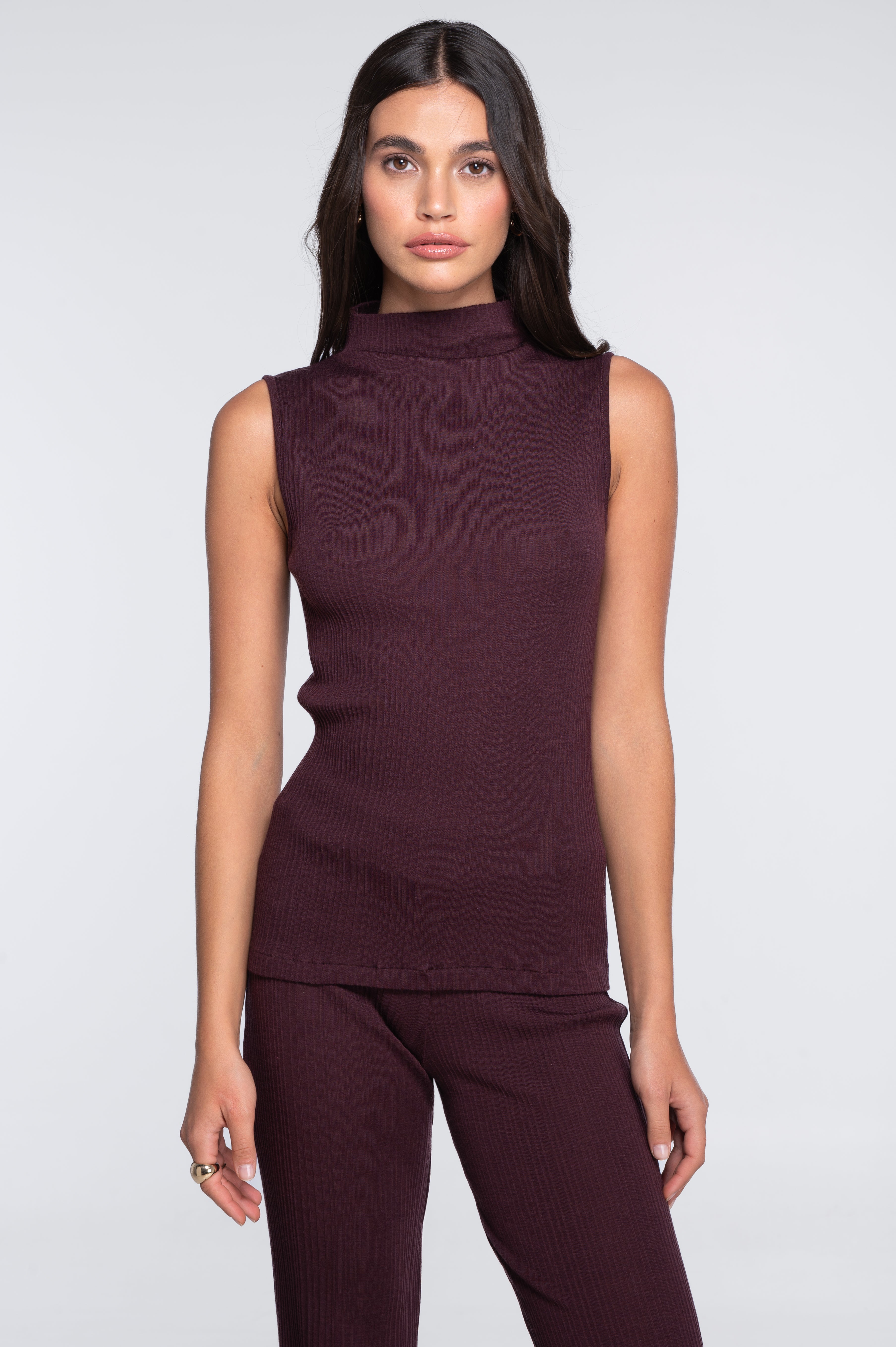 Wool and silk sleeveless mock neck top 7465