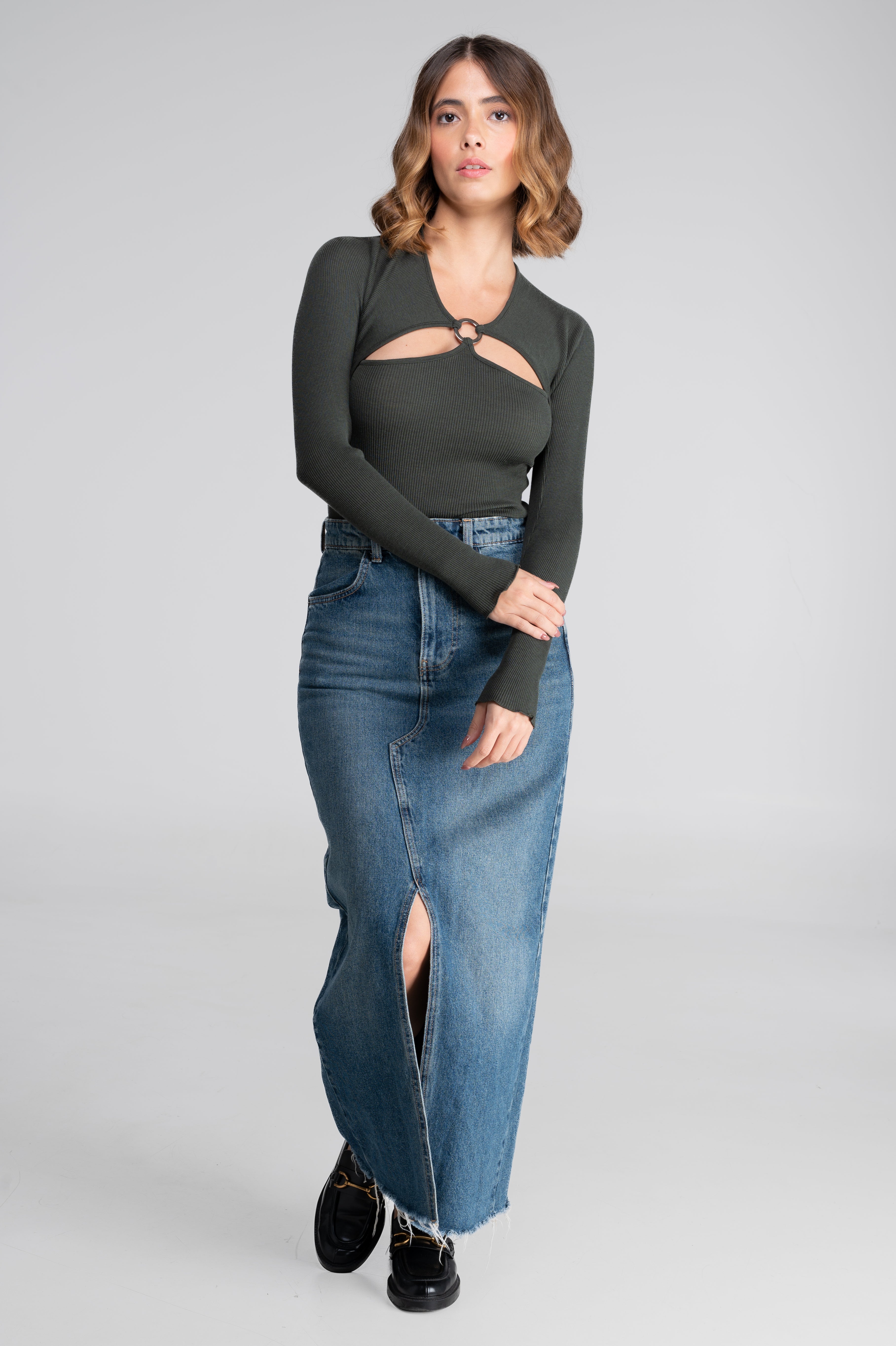 Wool and silk long sleeves round neck shirt with cut-outs 7471