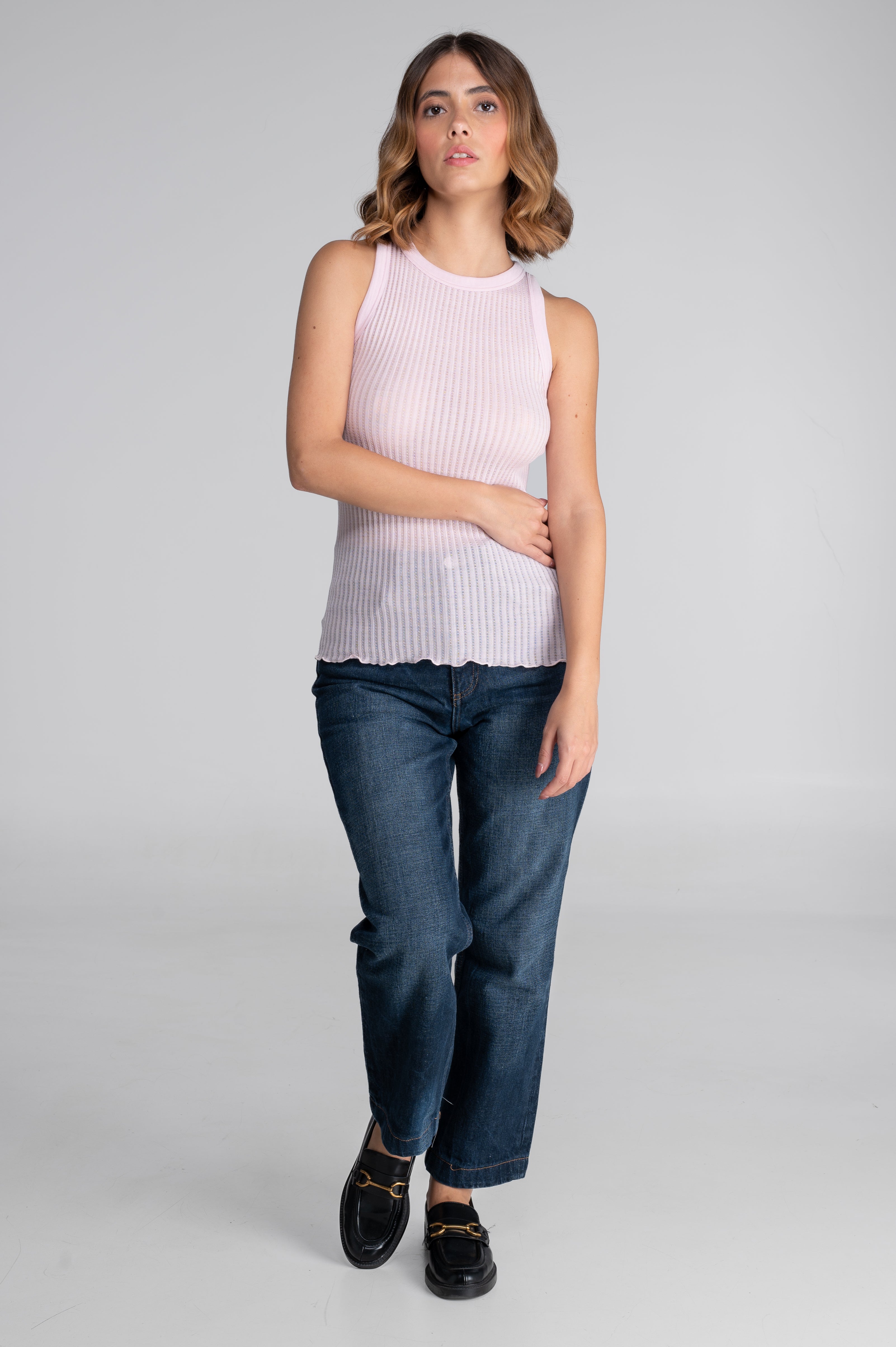 Sleeveless halterneck top in ajouré wool and silk 7490