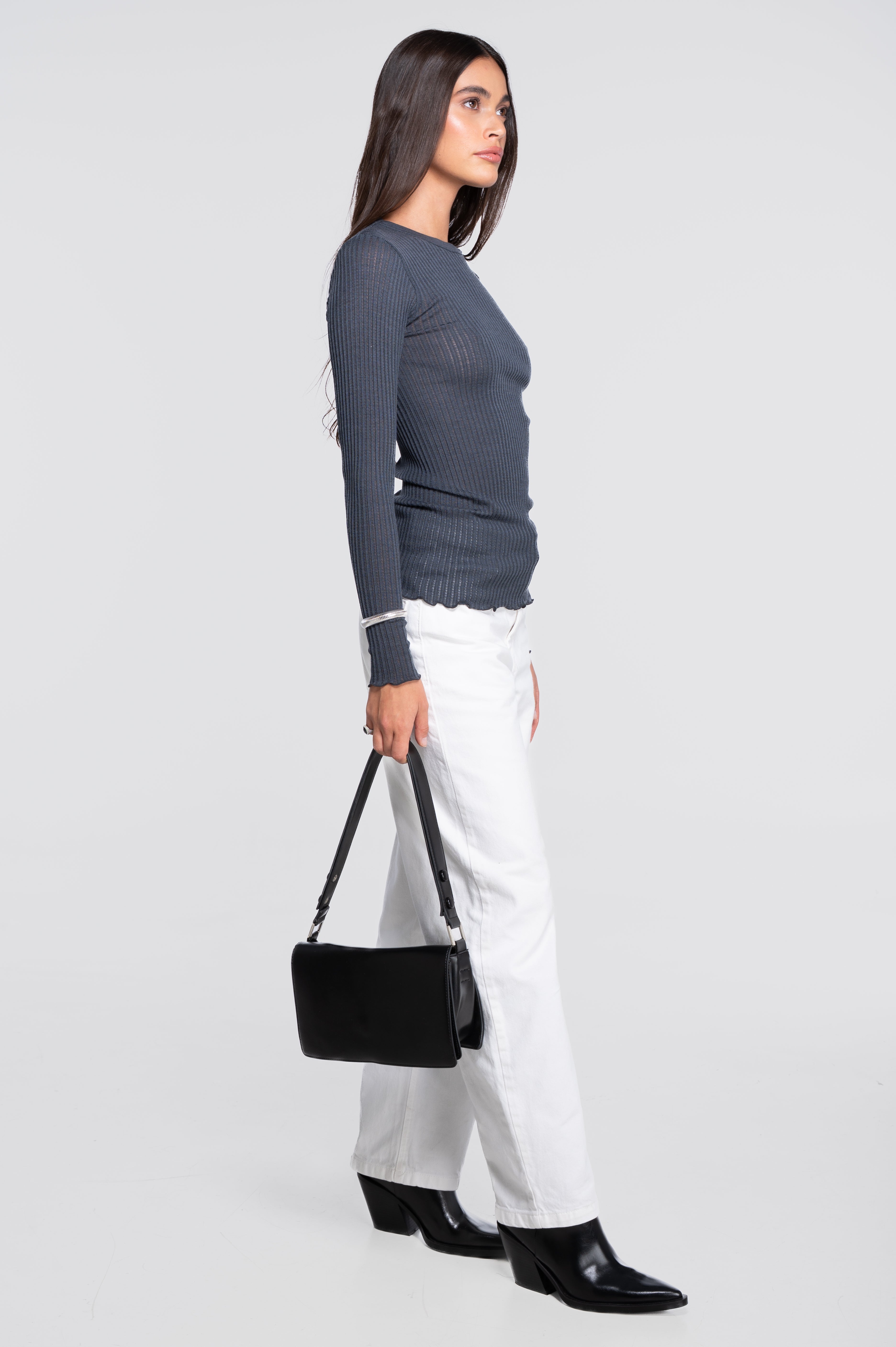 Long sleeves round neck shirt in ajouré wool and silk 7496