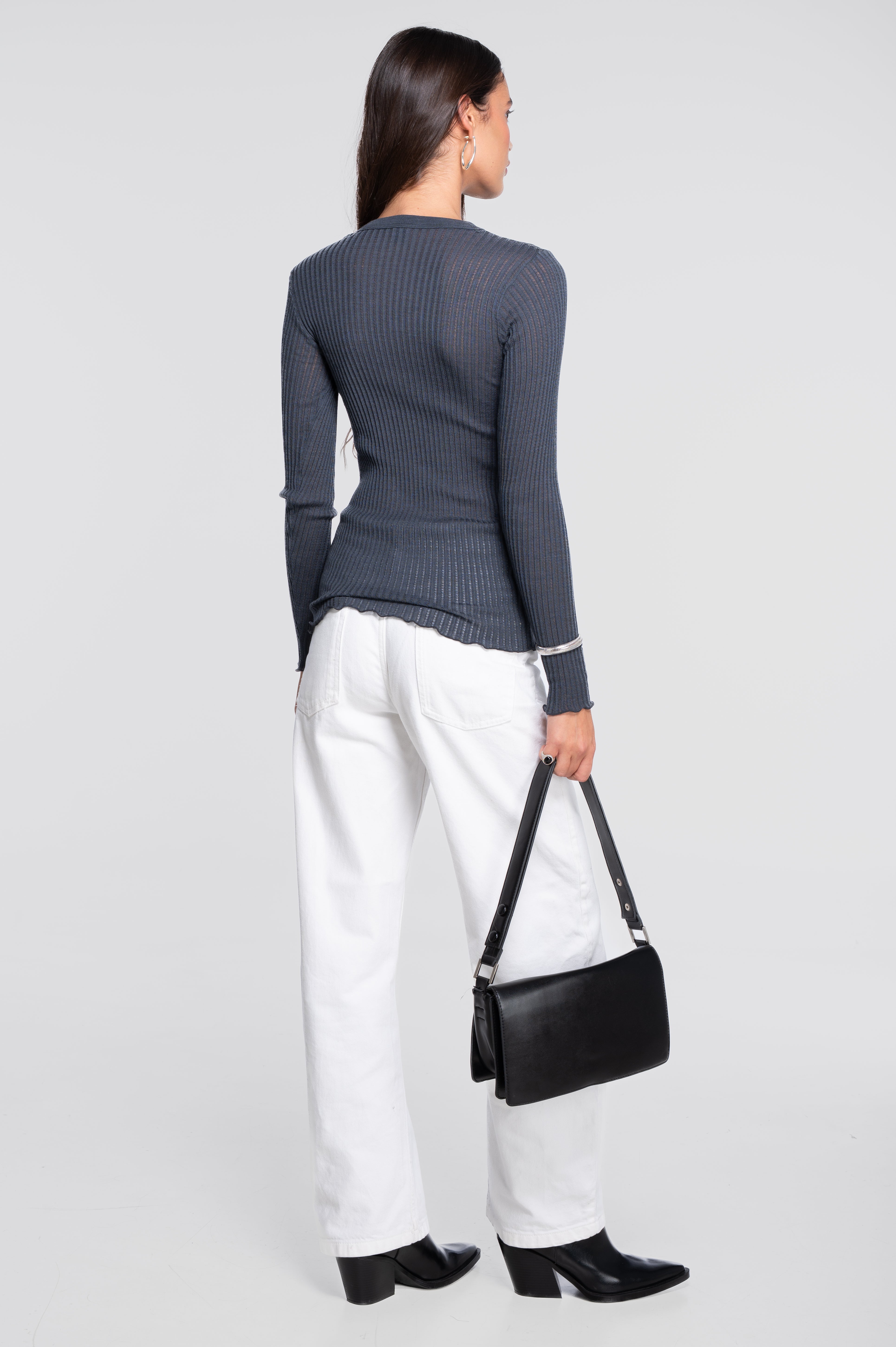 Long sleeves round neck shirt in ajouré wool and silk 7496