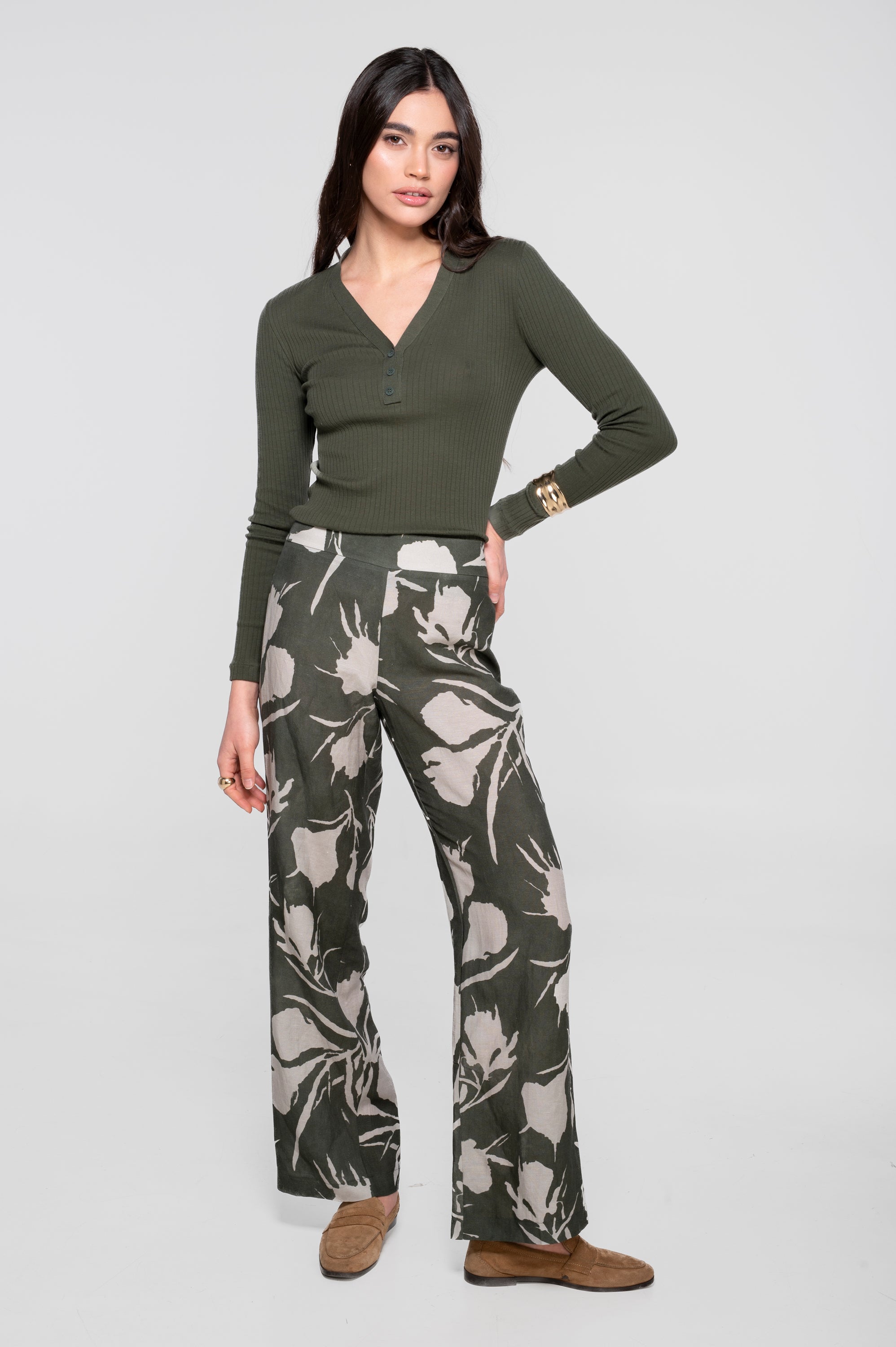 Cotton long sleeves henley shirt 7565