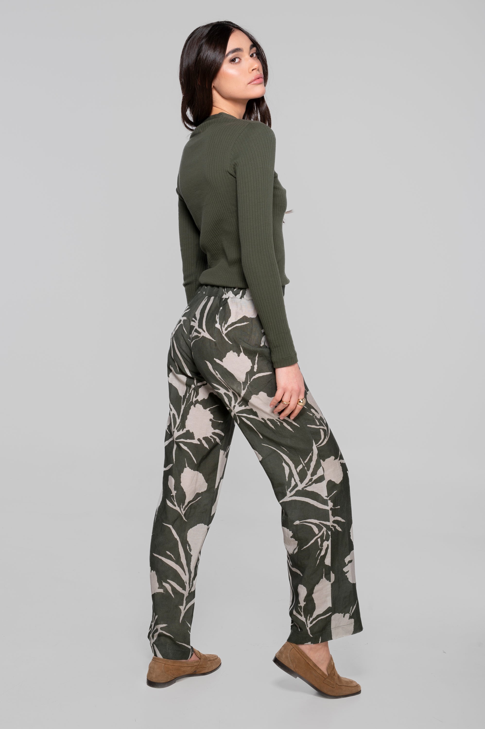 Cotton long sleeves henley shirt 7565