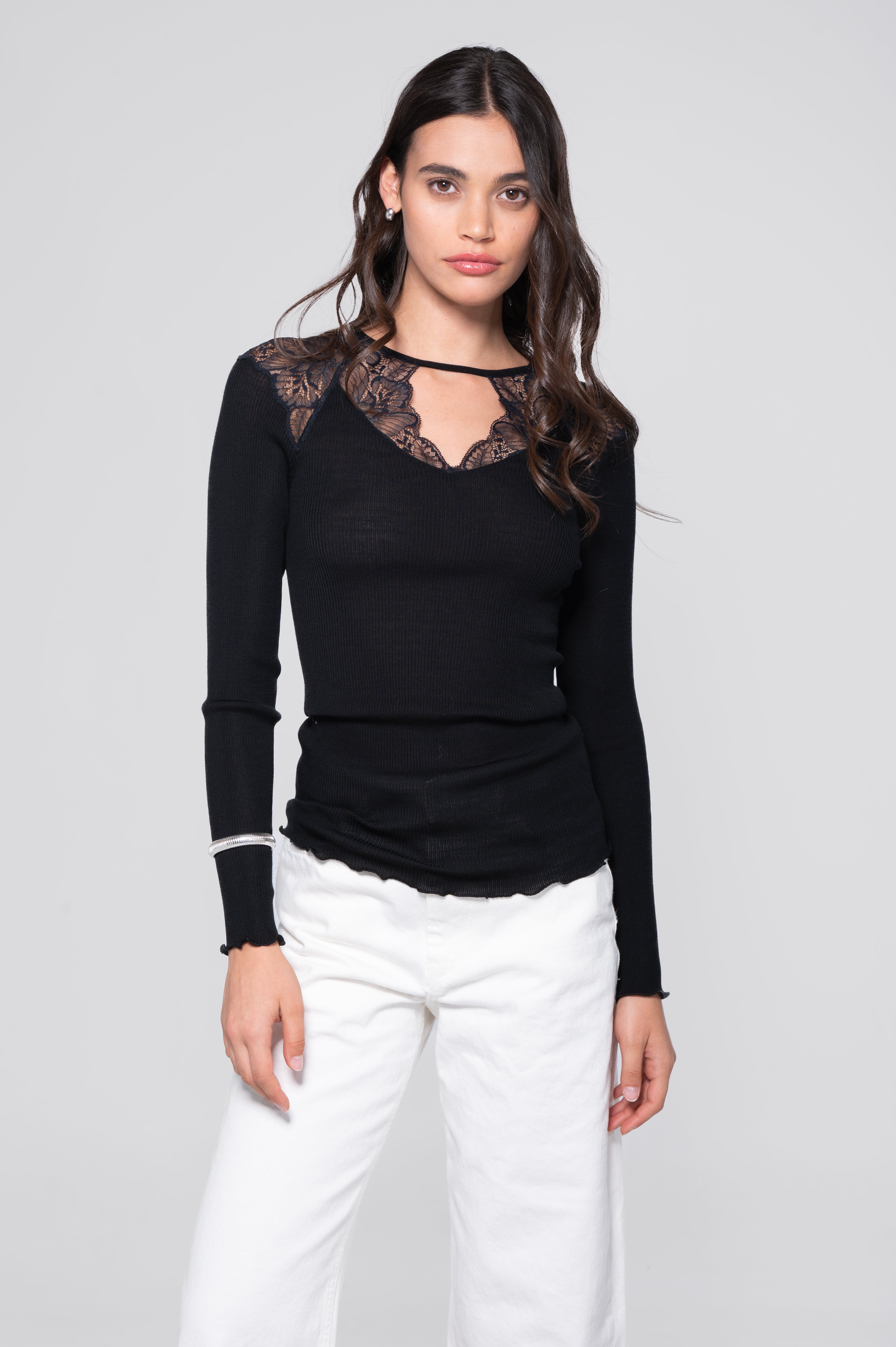 Longsleeves Woman70% Wool , 30% Silk 7612