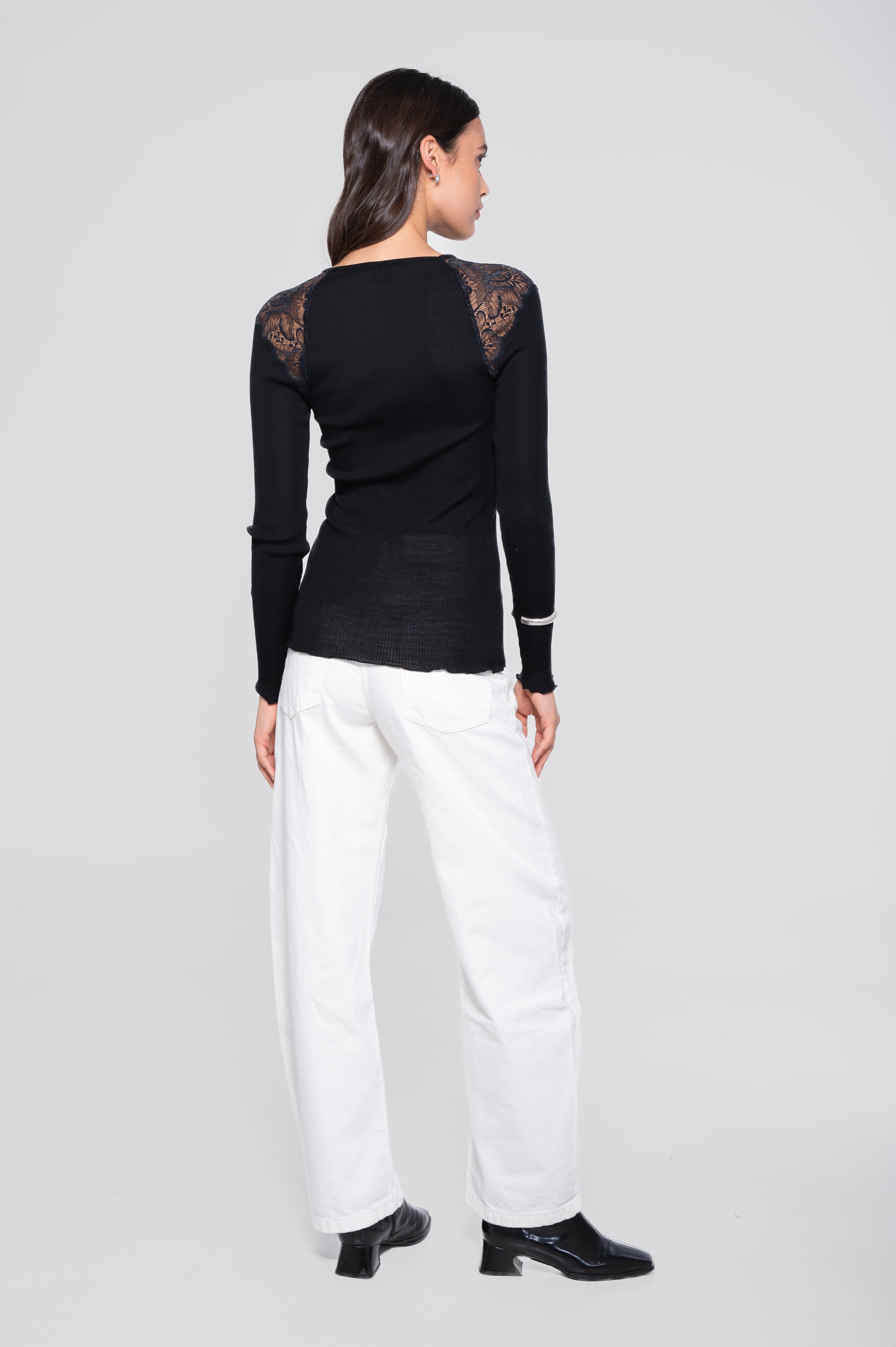 Longsleeves Woman70% Wool , 30% Silk 7612