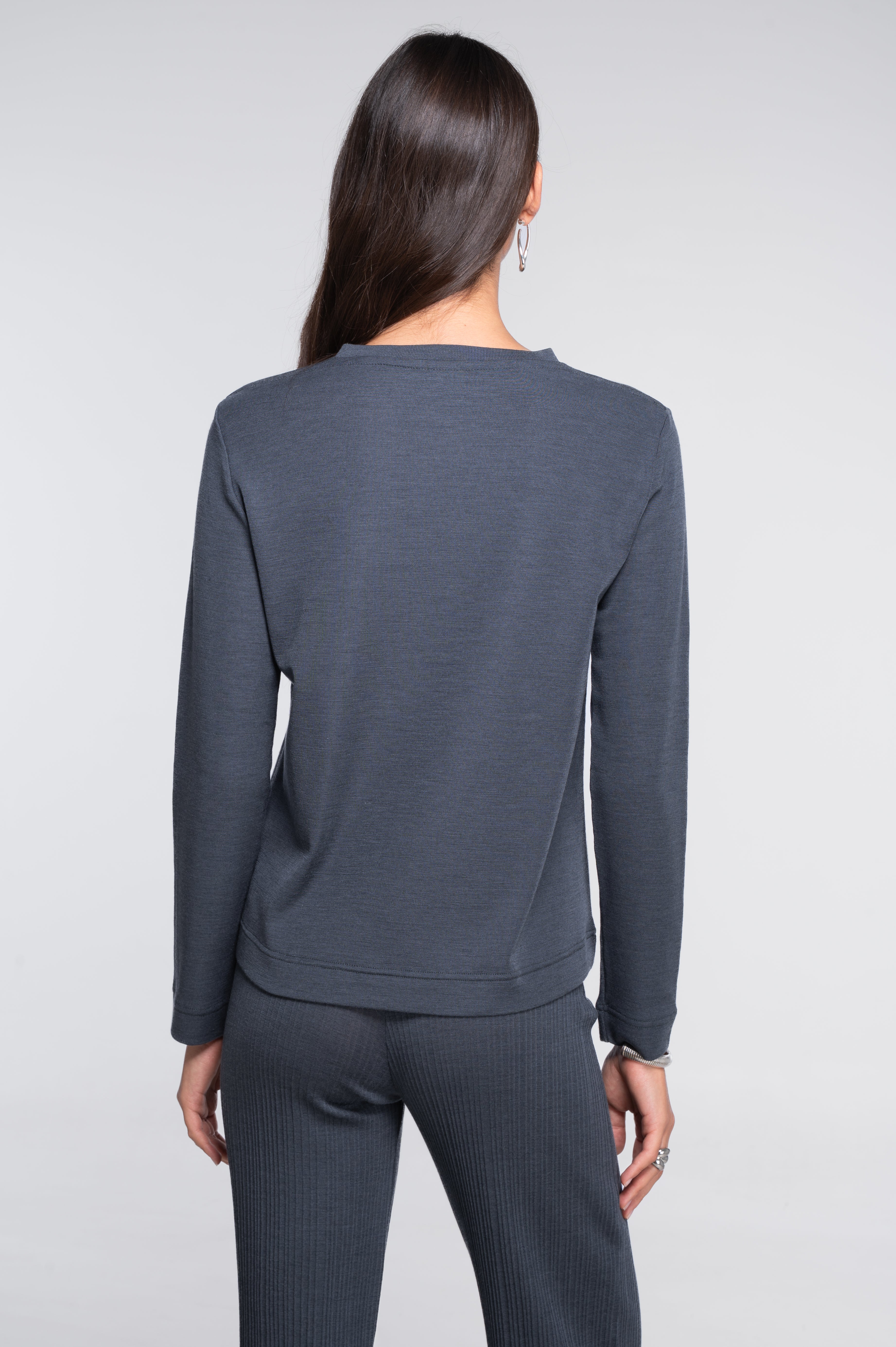 Wool and silk long sleeves roundneck shirt 7637