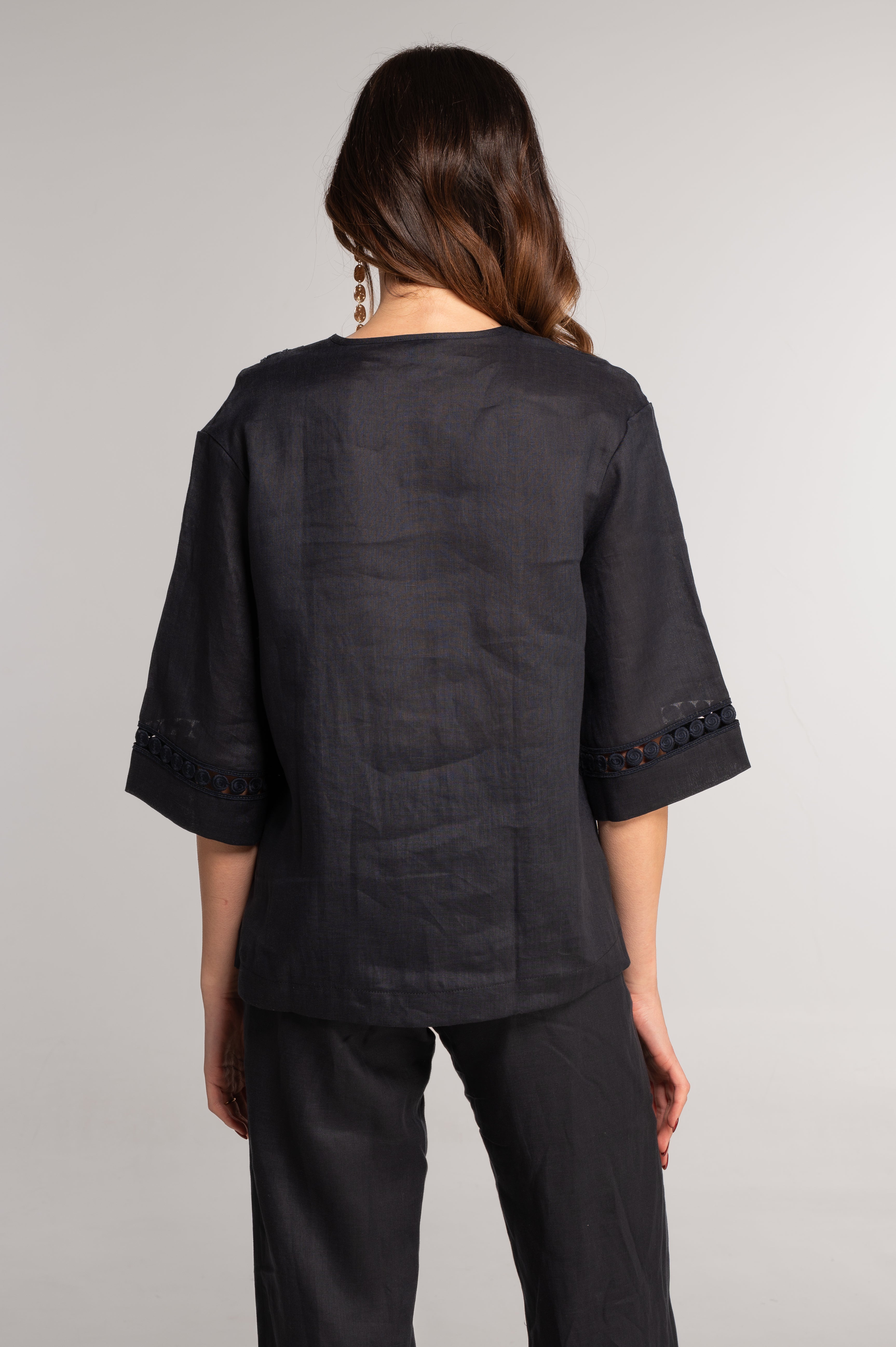 Linen V neck blouse 7718