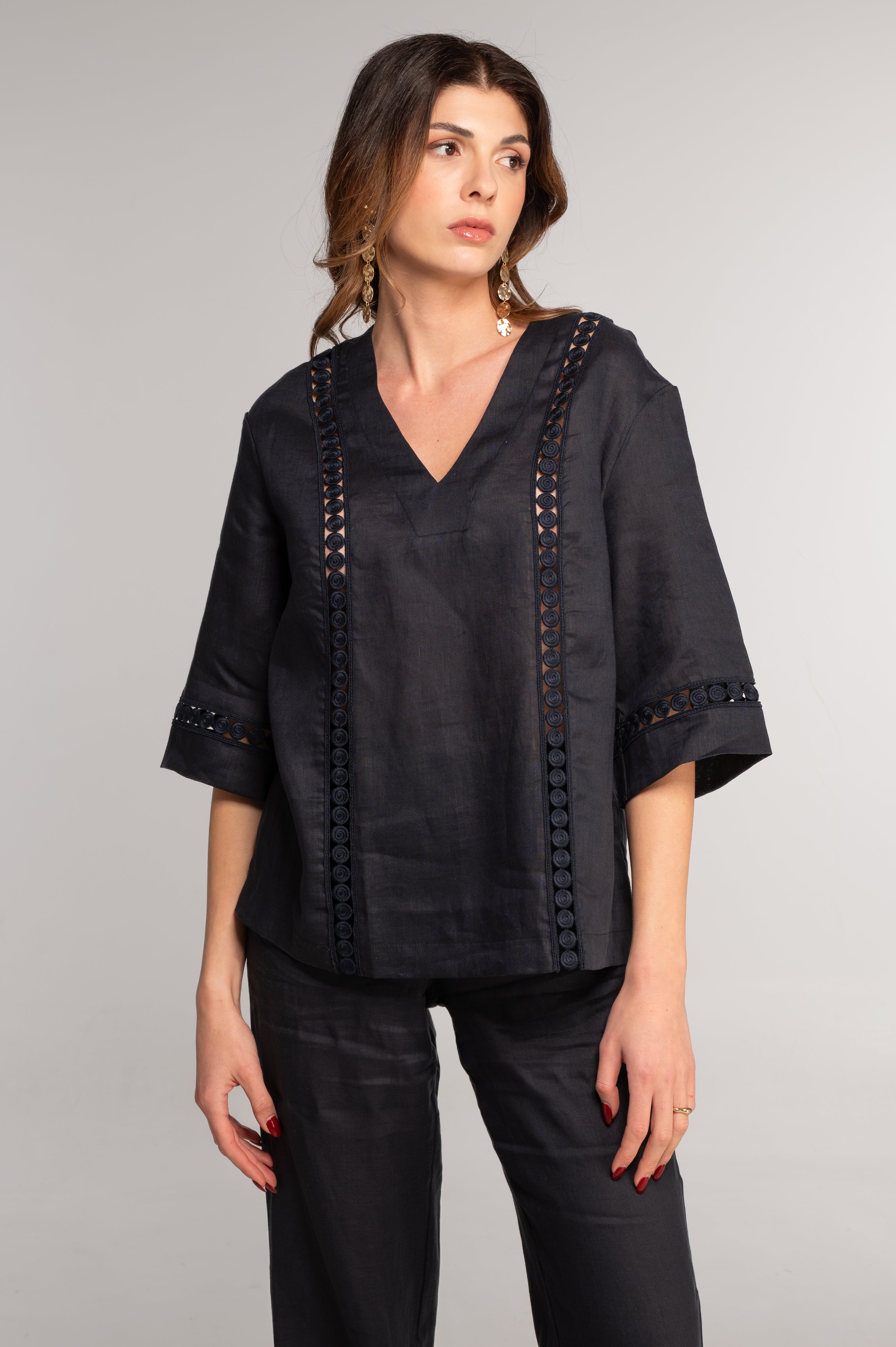 Linen V neck blouse 7718