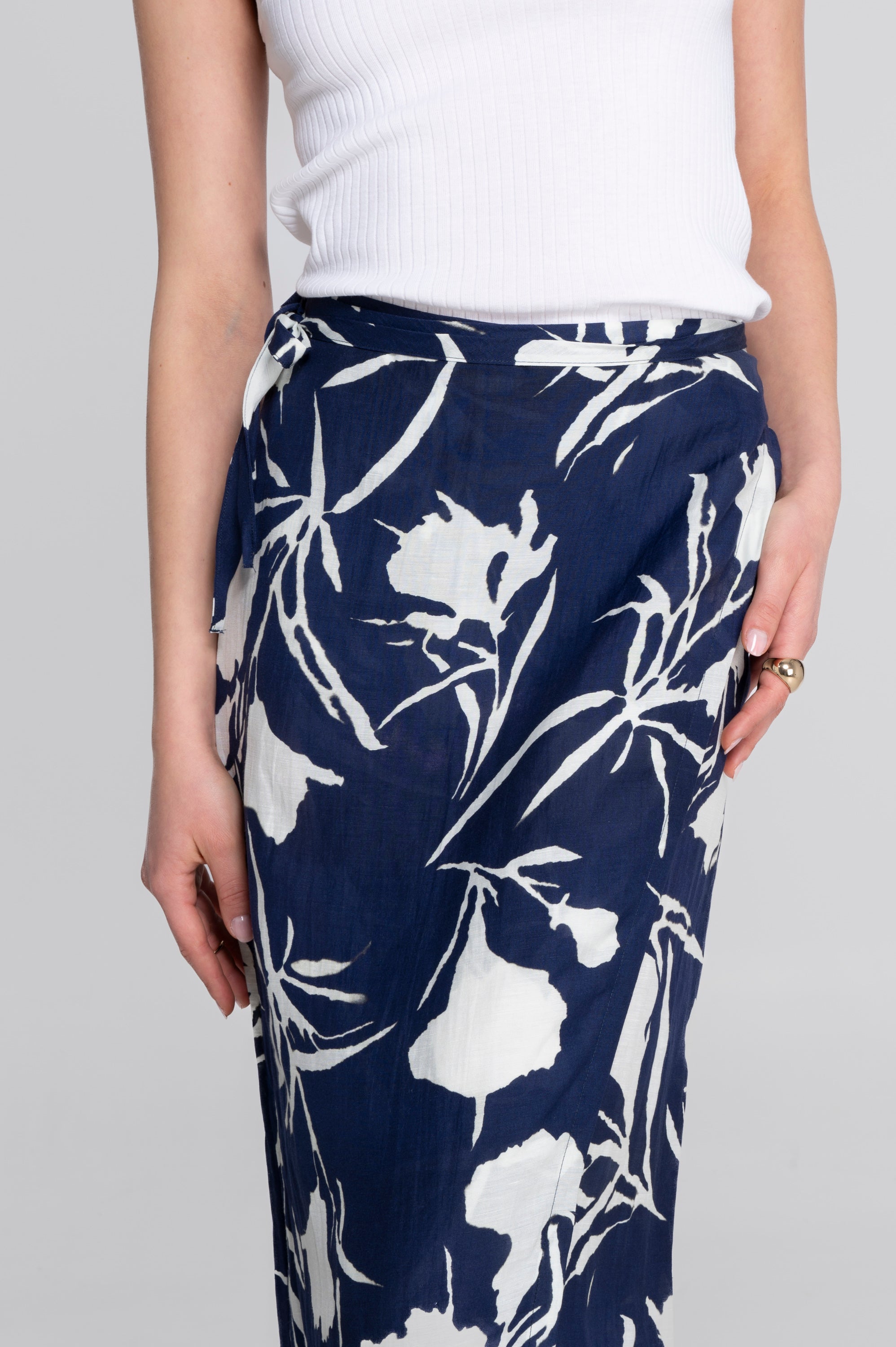 Printed linen-viscose wrap skirt 7535VL
