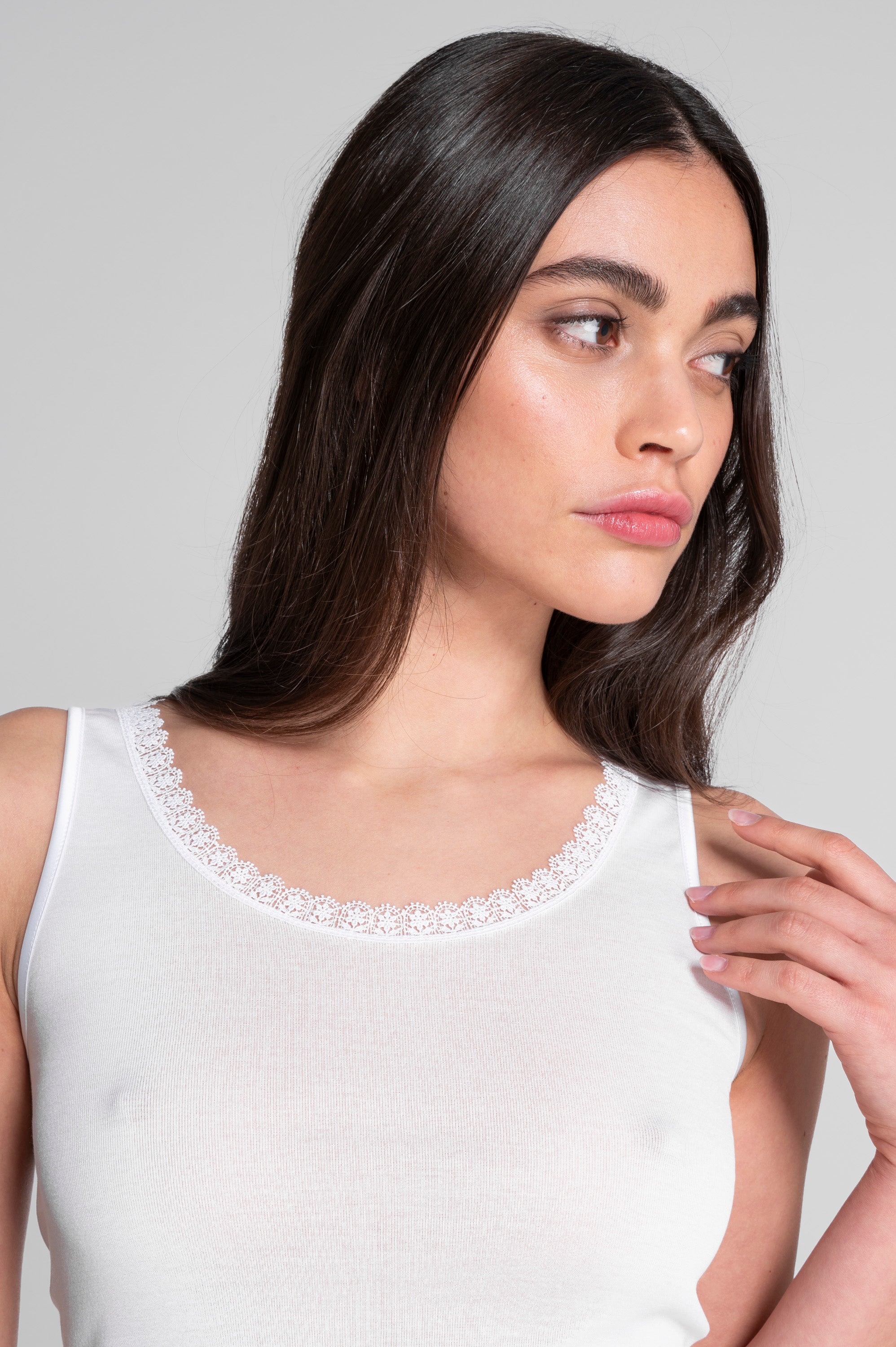 Filoscozia tank top with macramé trim 7585