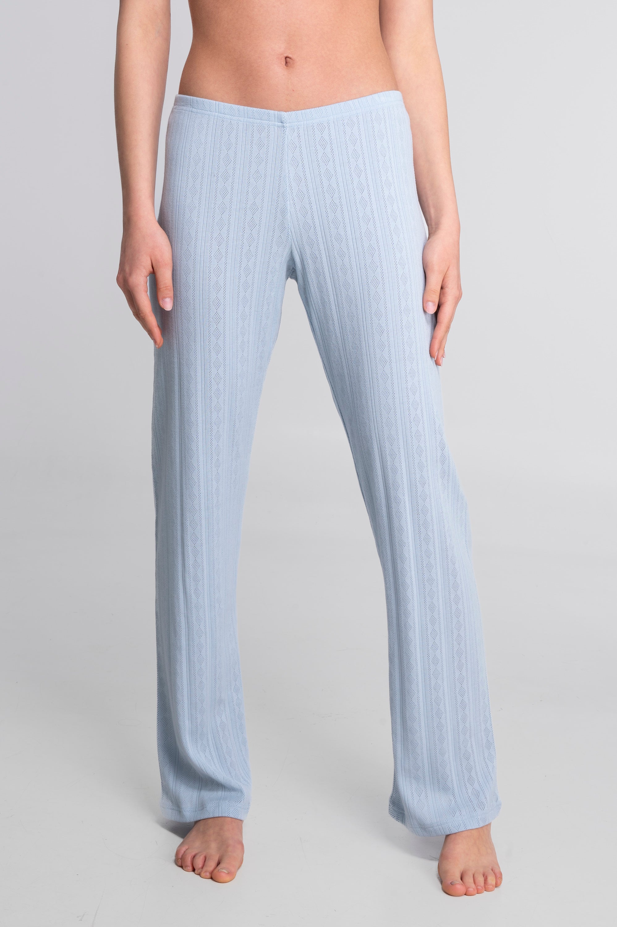 Straight-leg pants in ajourè cotton 7549