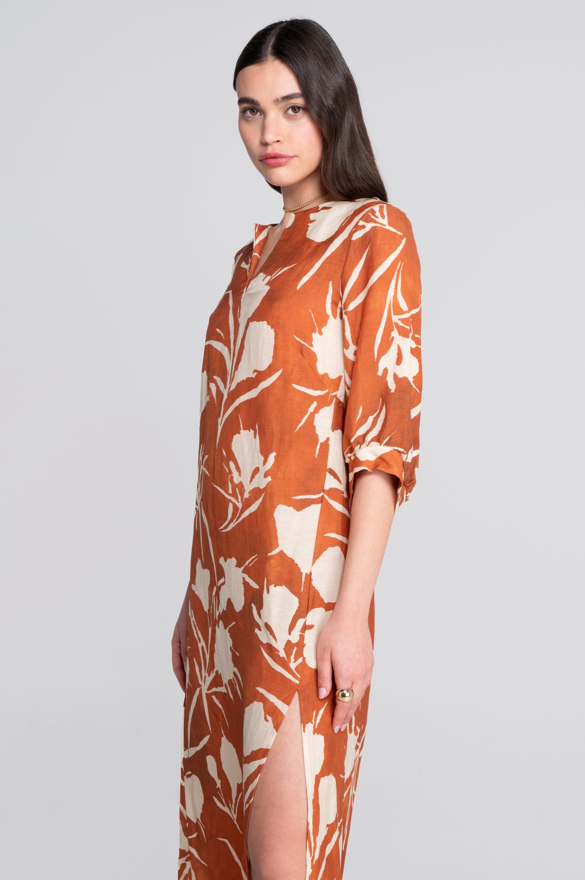 Kaftan-style printed linen-viscose dress A7555VL