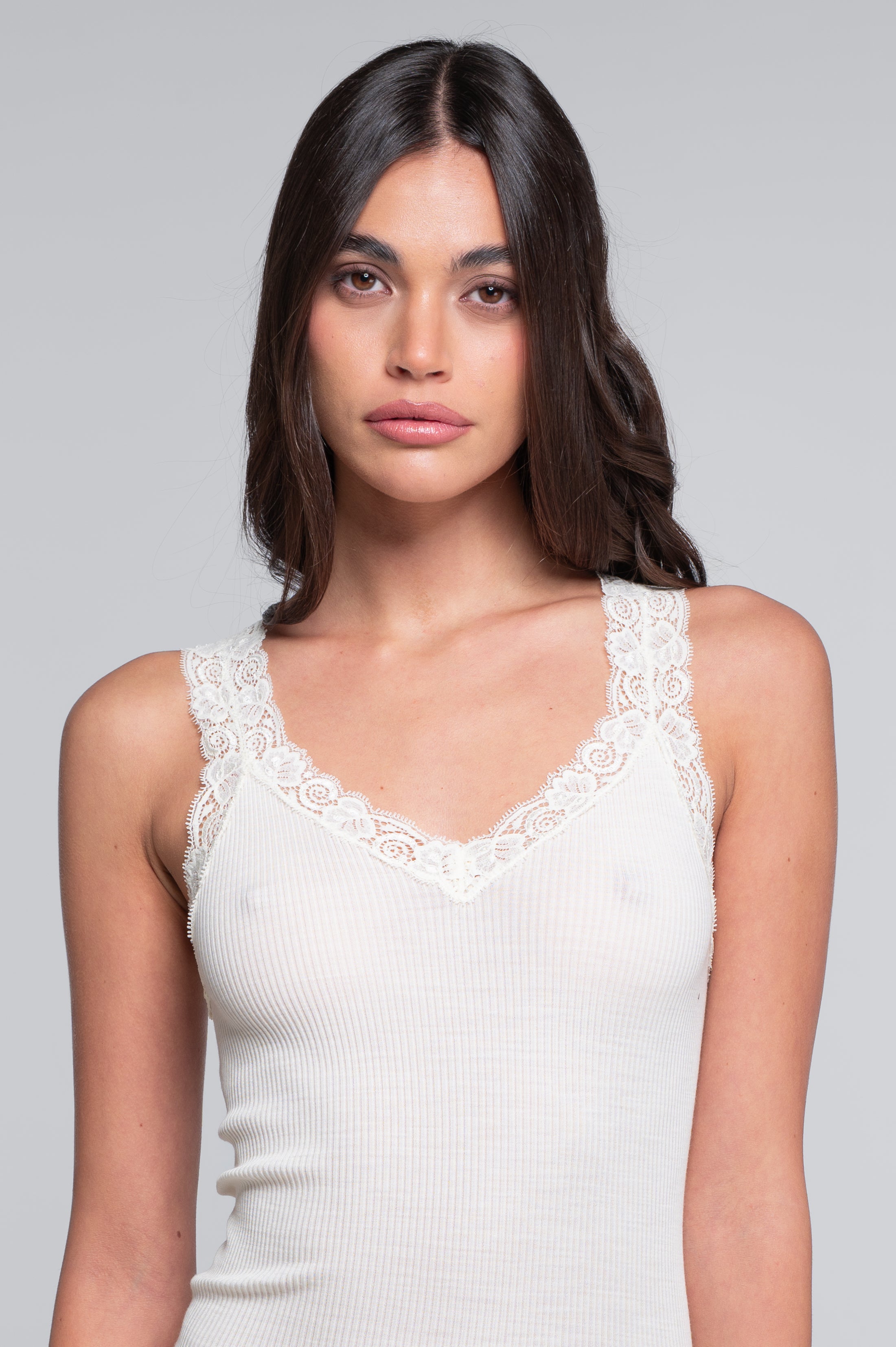 Wool and Silk Tank Top with leavers lace 3403