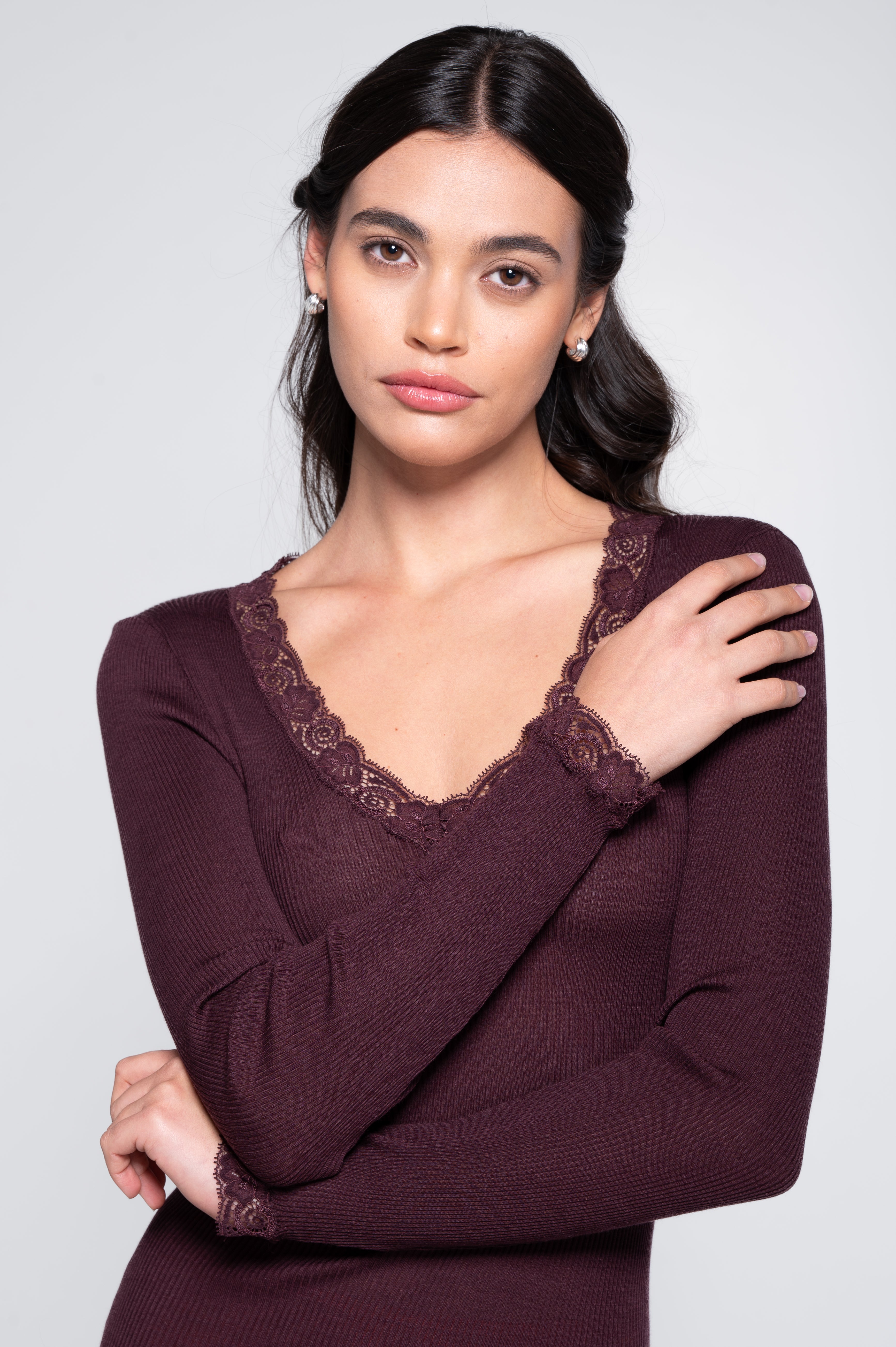 Wool and silk long sleeves shirt with leavers lace 3404