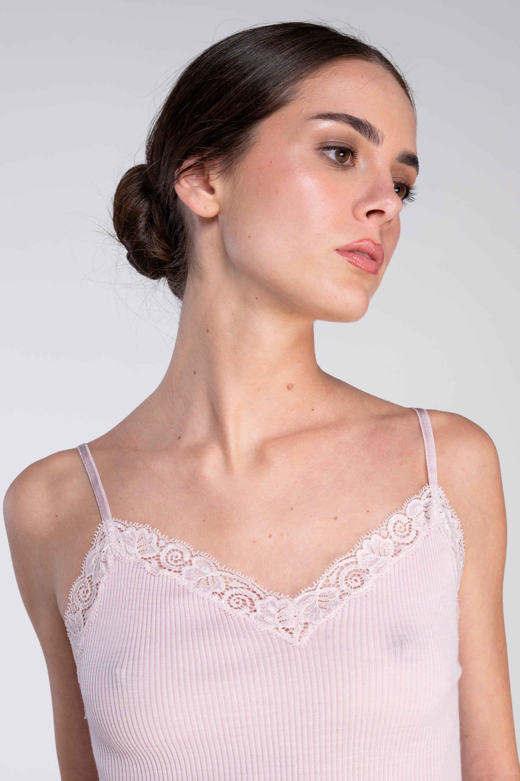 Wool and silk camisole top with Leavers lace 3408