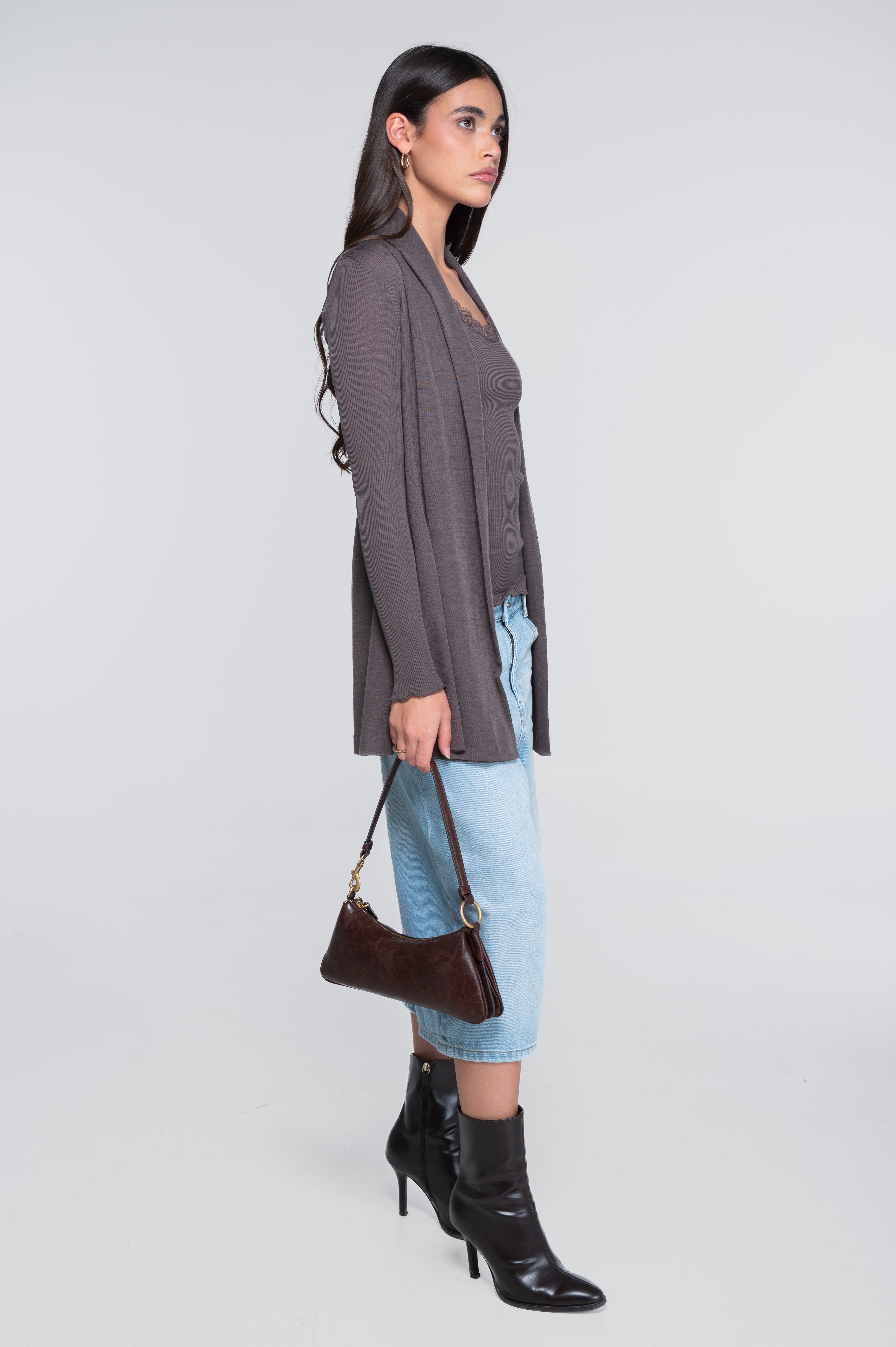 Wool and silk tank top with Leavers lace 3410