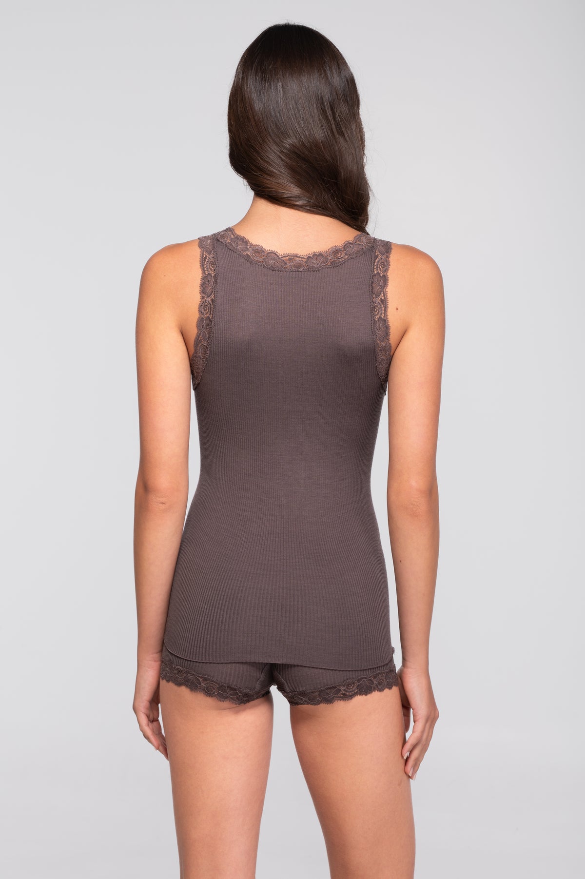 Wool and silk tank top with Leavers lace 3410