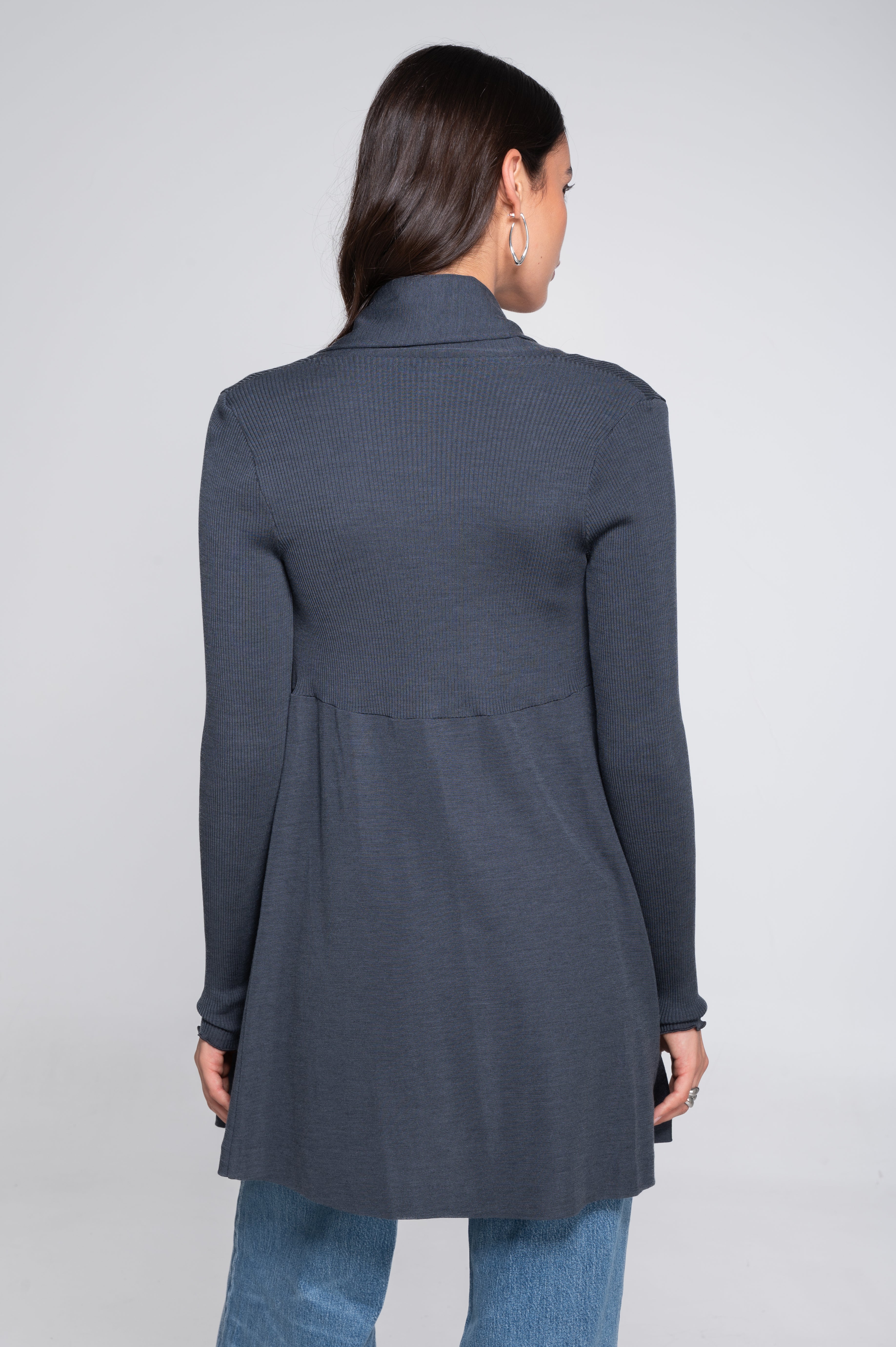 Wool and silk long sleeves cardigan 3463