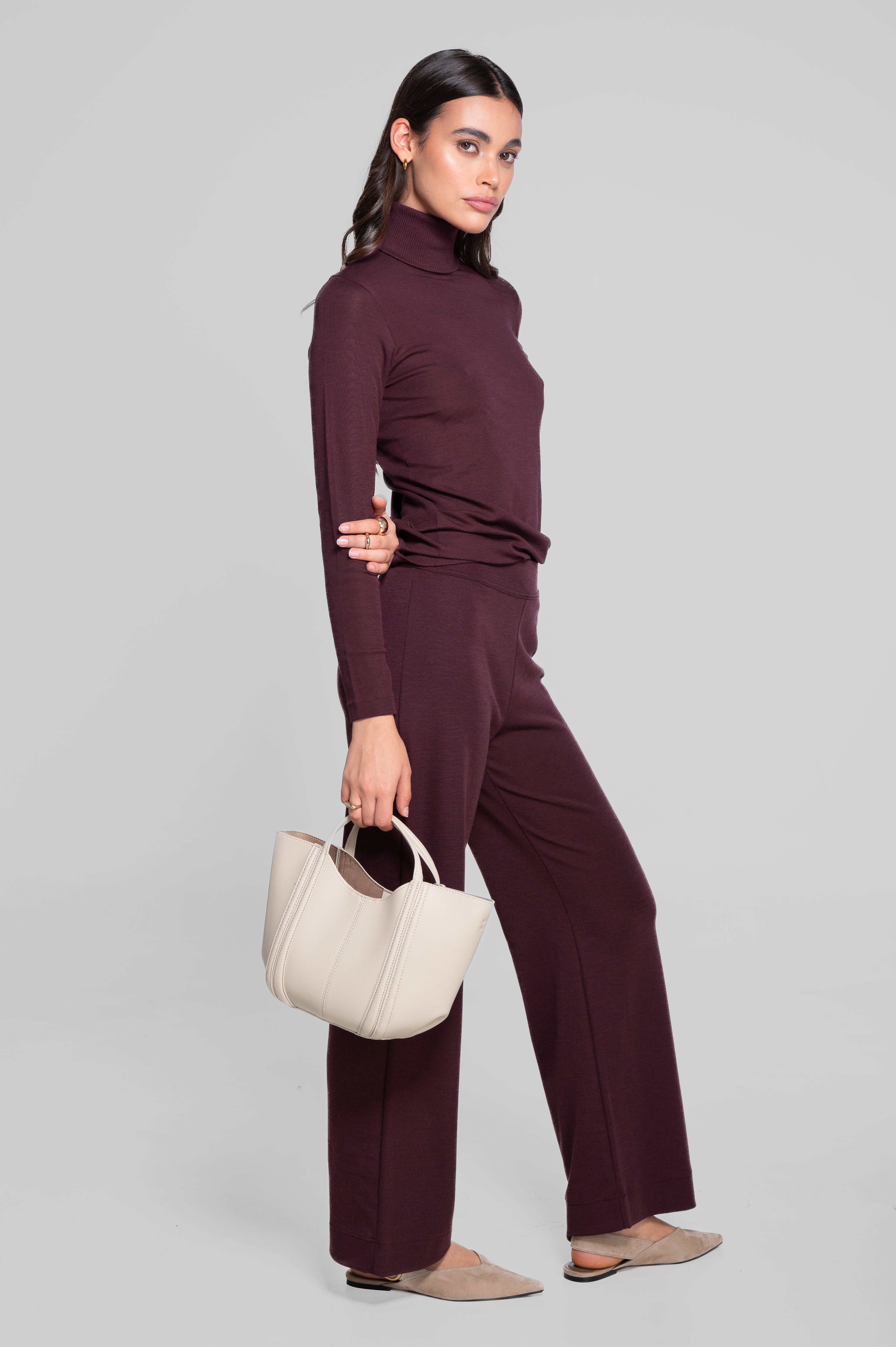 Wide-leg wool and silk trousers 5681