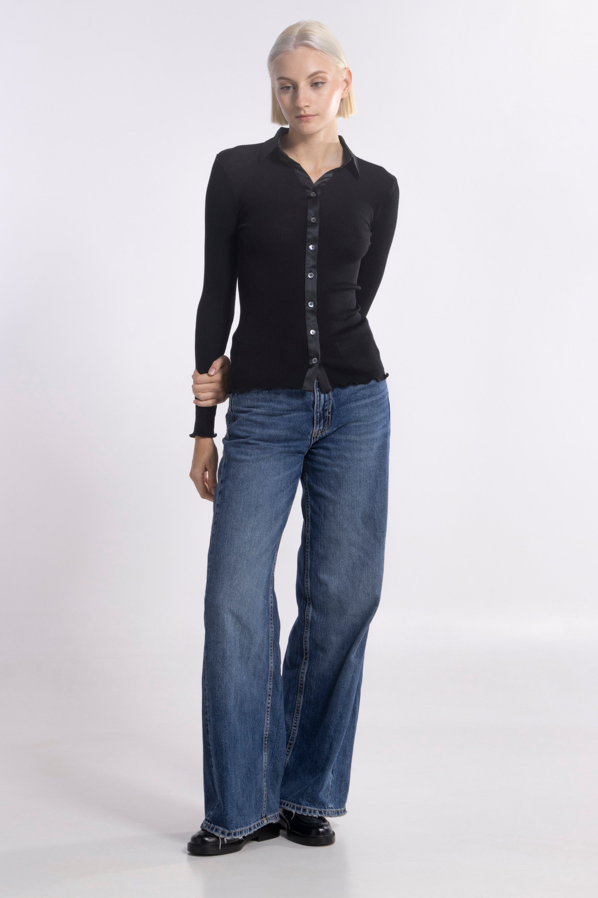 Wool and silk long sleeves shirt with satin opening 6350