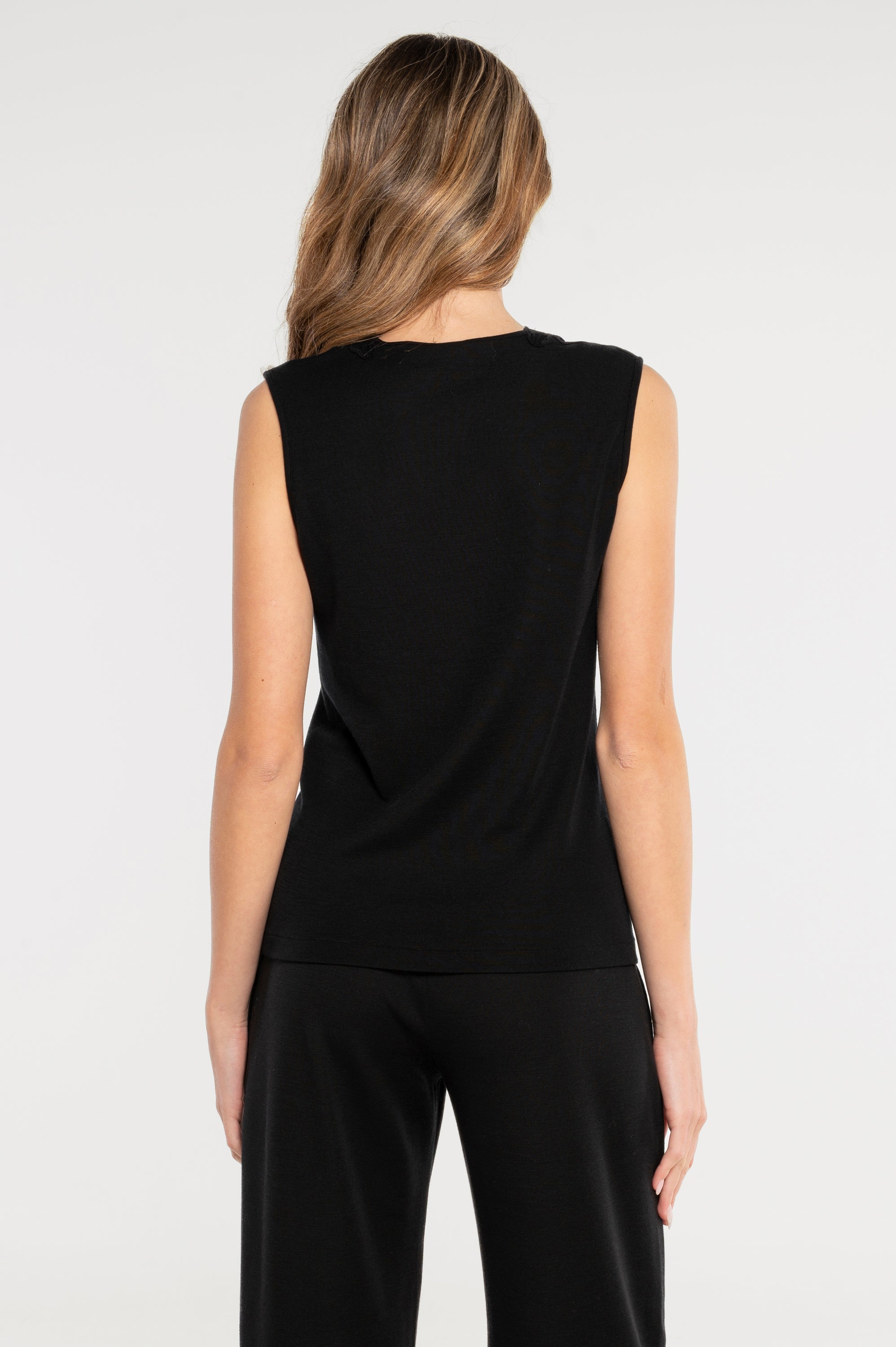 Wool and silk tank top with floral motif 7427