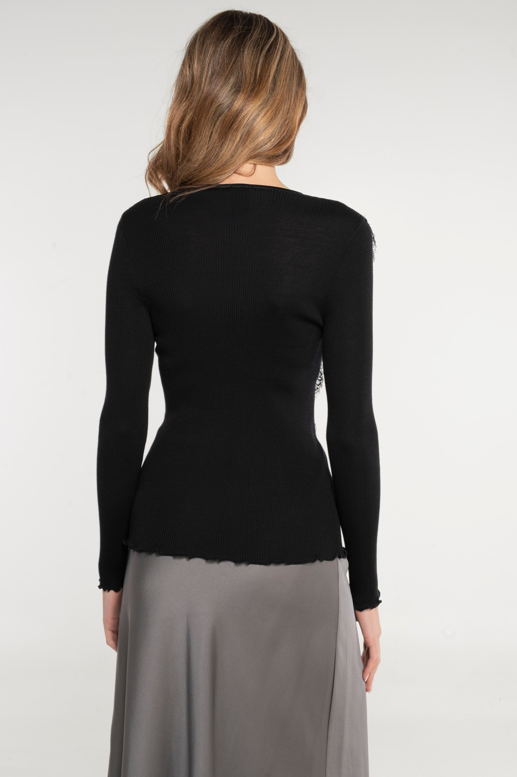 Wool and silk long sleeves shirt with chantilly lace 7444