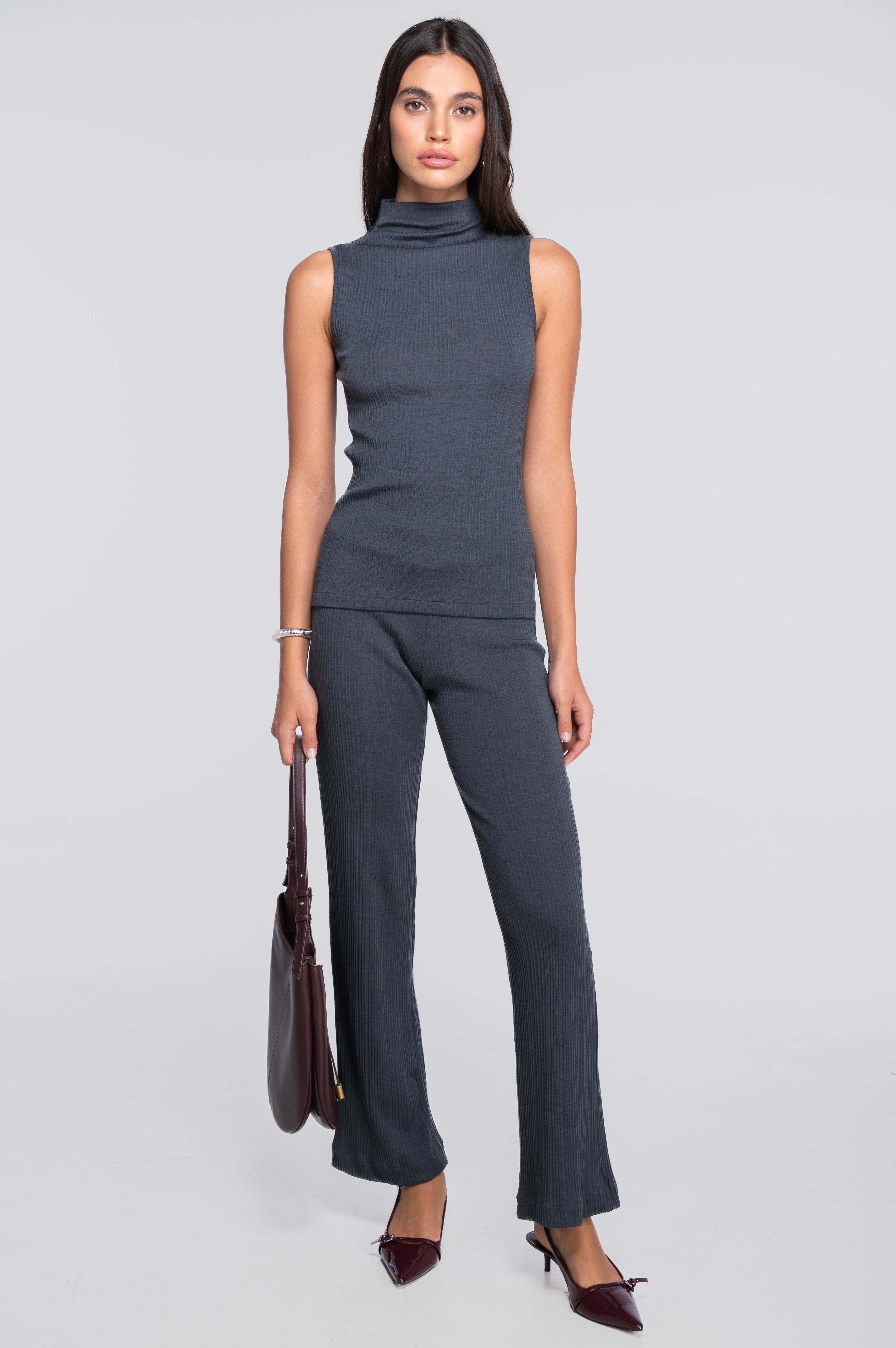 Wool and silk sleeveless mock neck top 7465