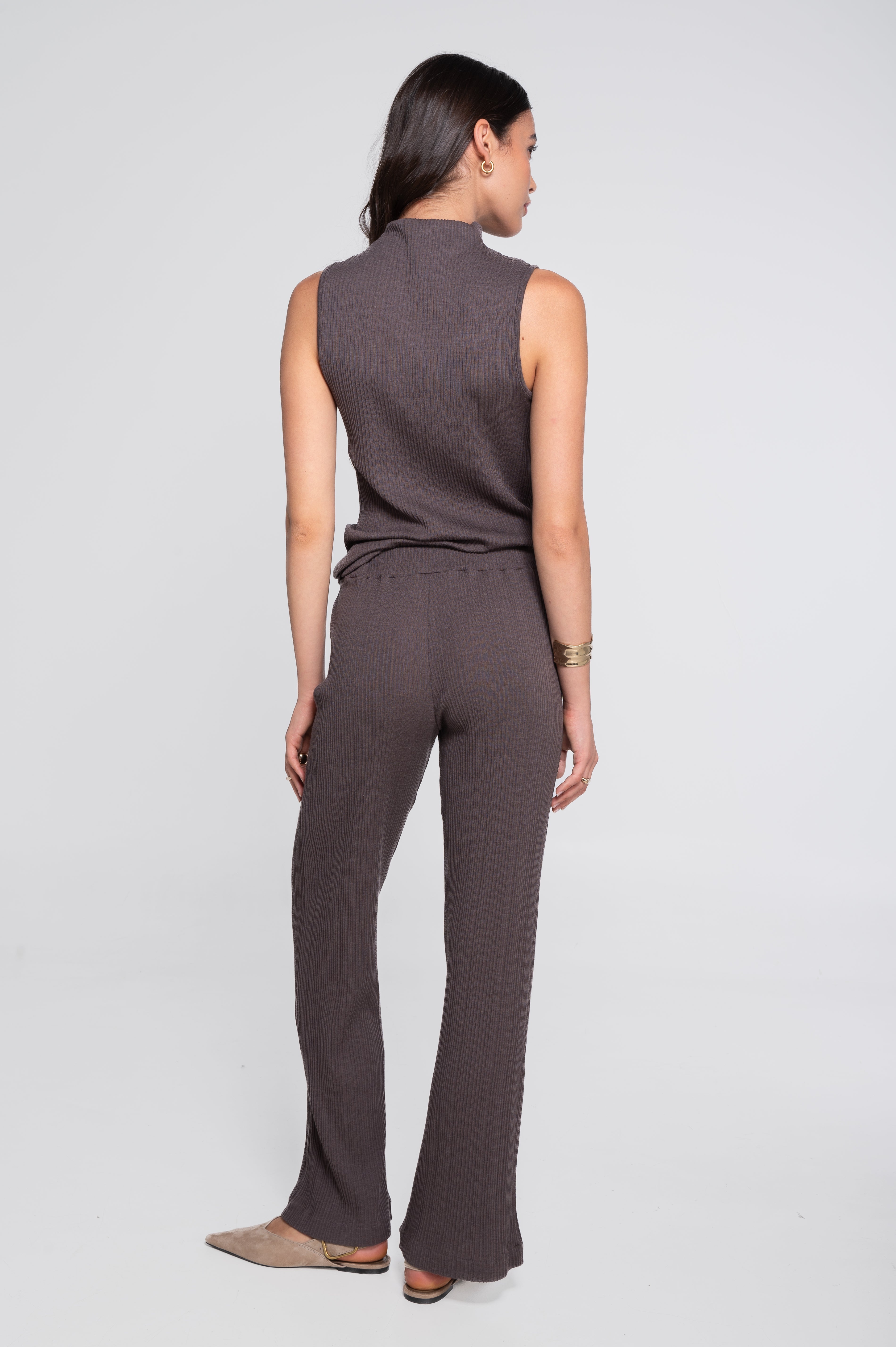 Wool and silk sleeveless mock neck top 7465