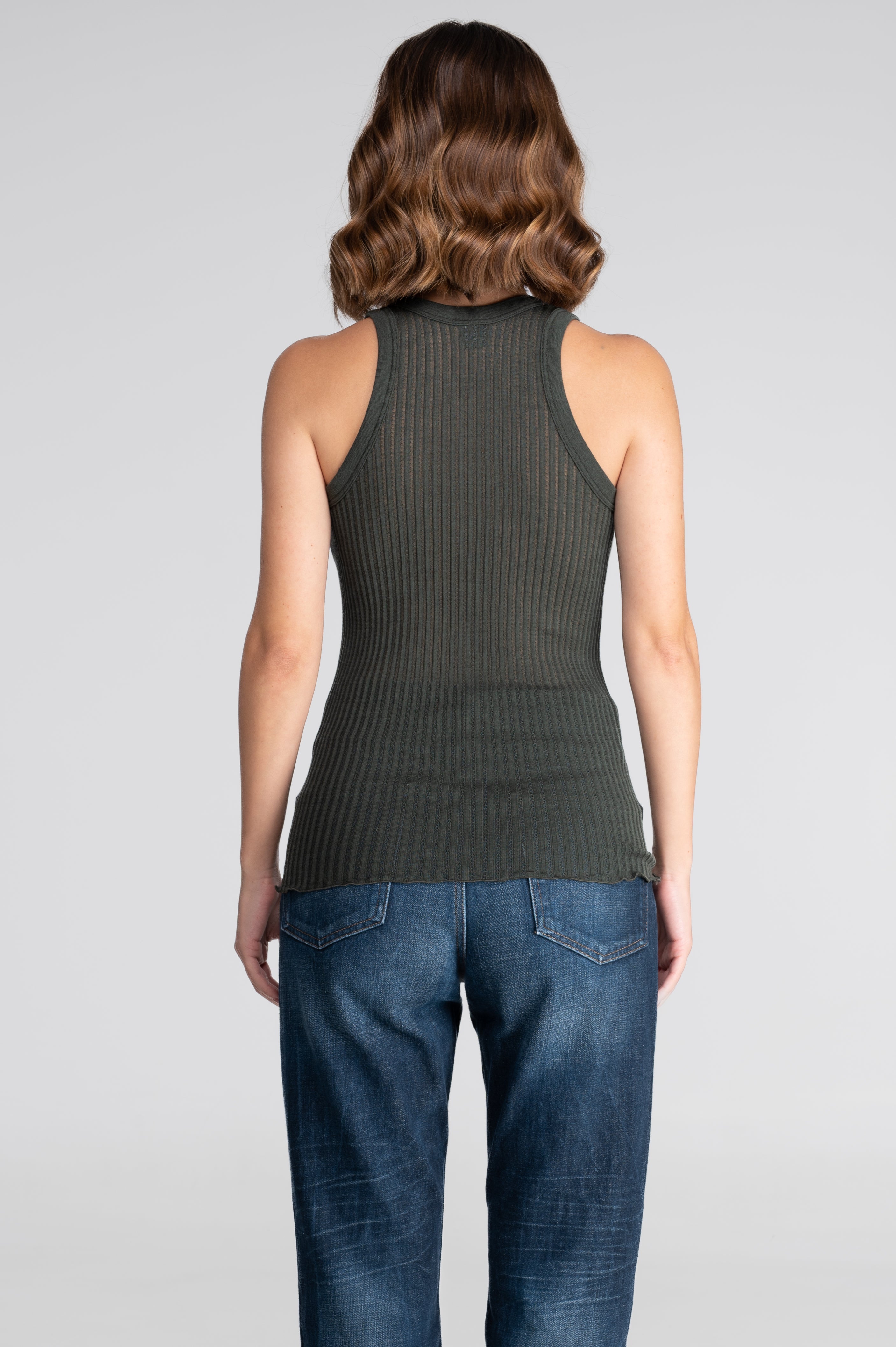 Sleeveless halterneck top in ajouré wool and silk 7490