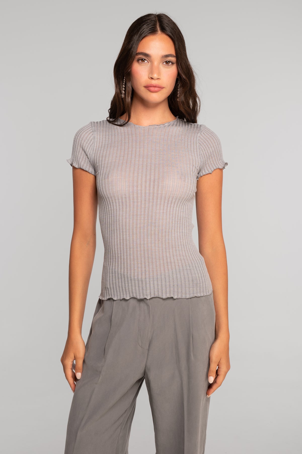 Short sleeves roundneck top in ajouré wool and silk 7493