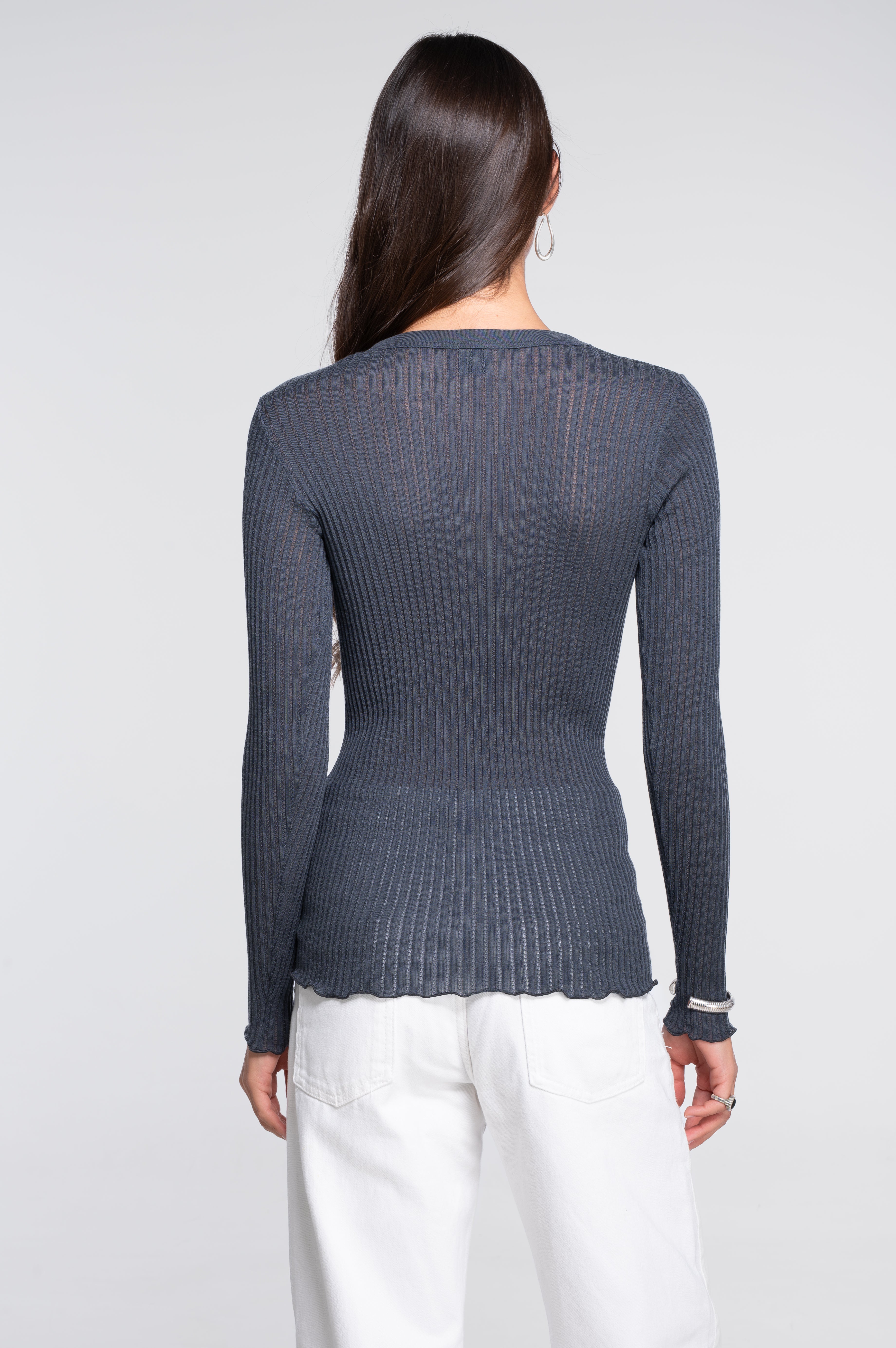 Long sleeves round neck shirt in ajouré wool and silk 7496