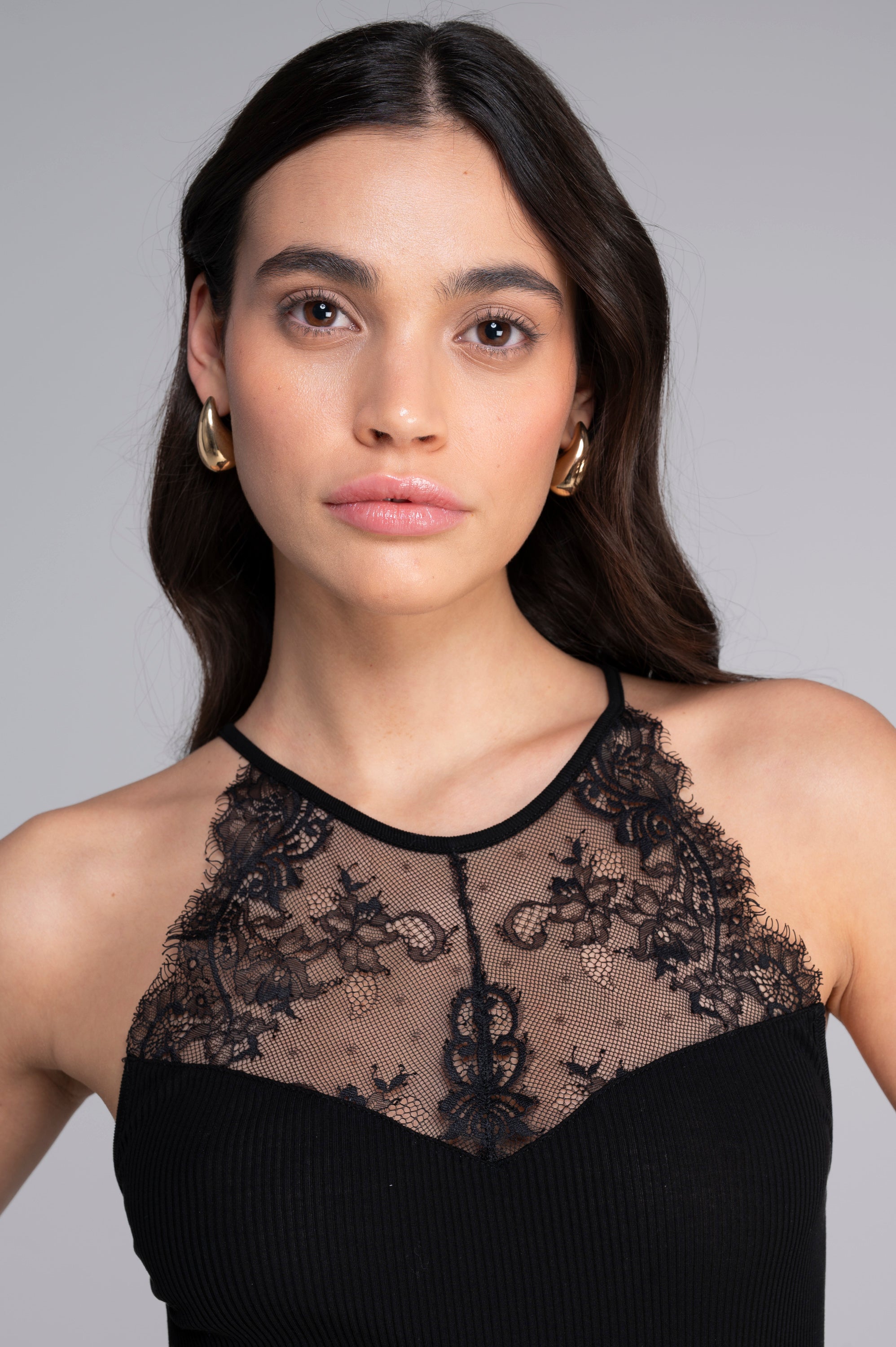 Filoscozia halter neck top with chantilly lace 7525