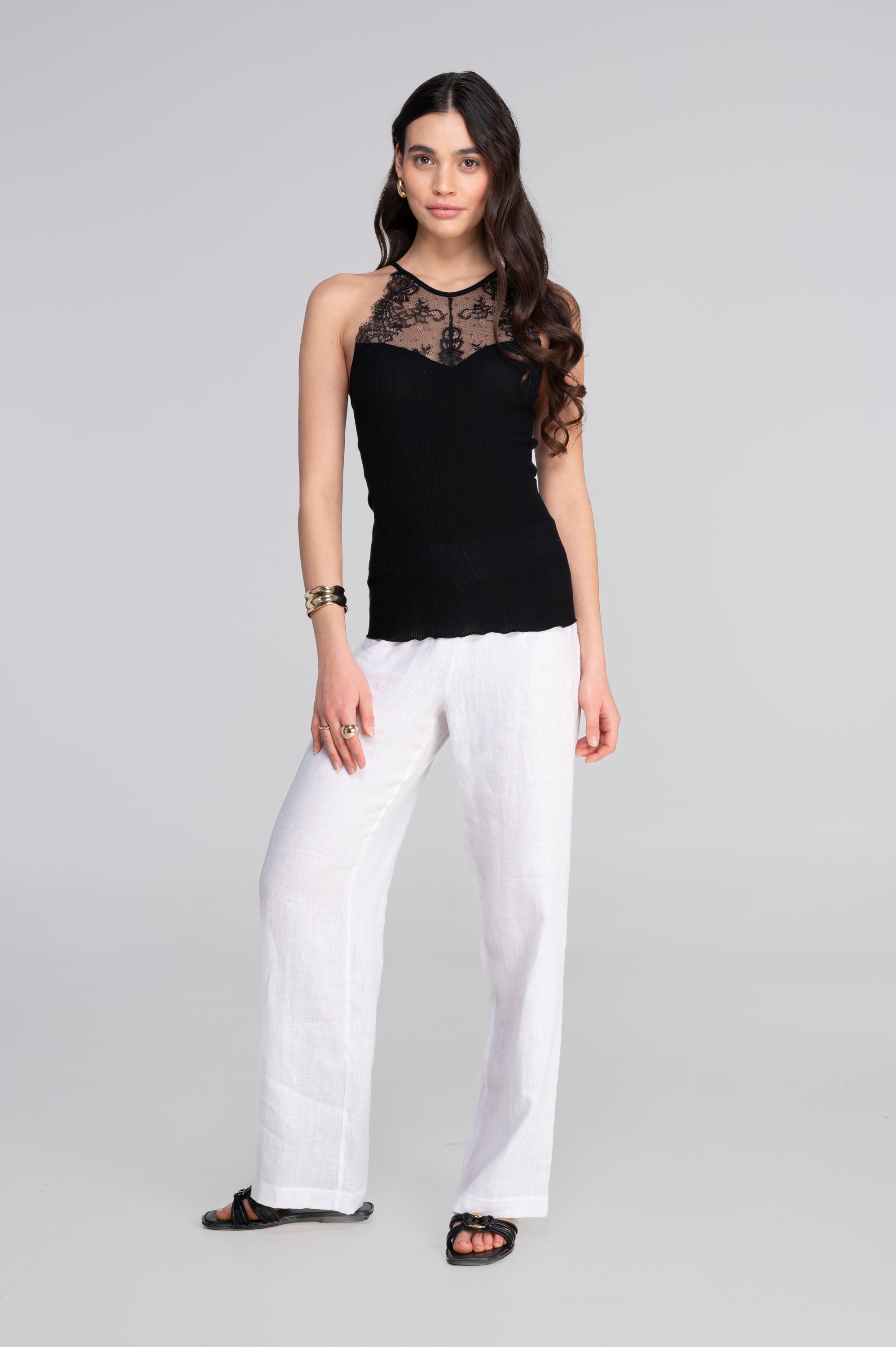 Filoscozia halter neck top with chantilly lace 7525