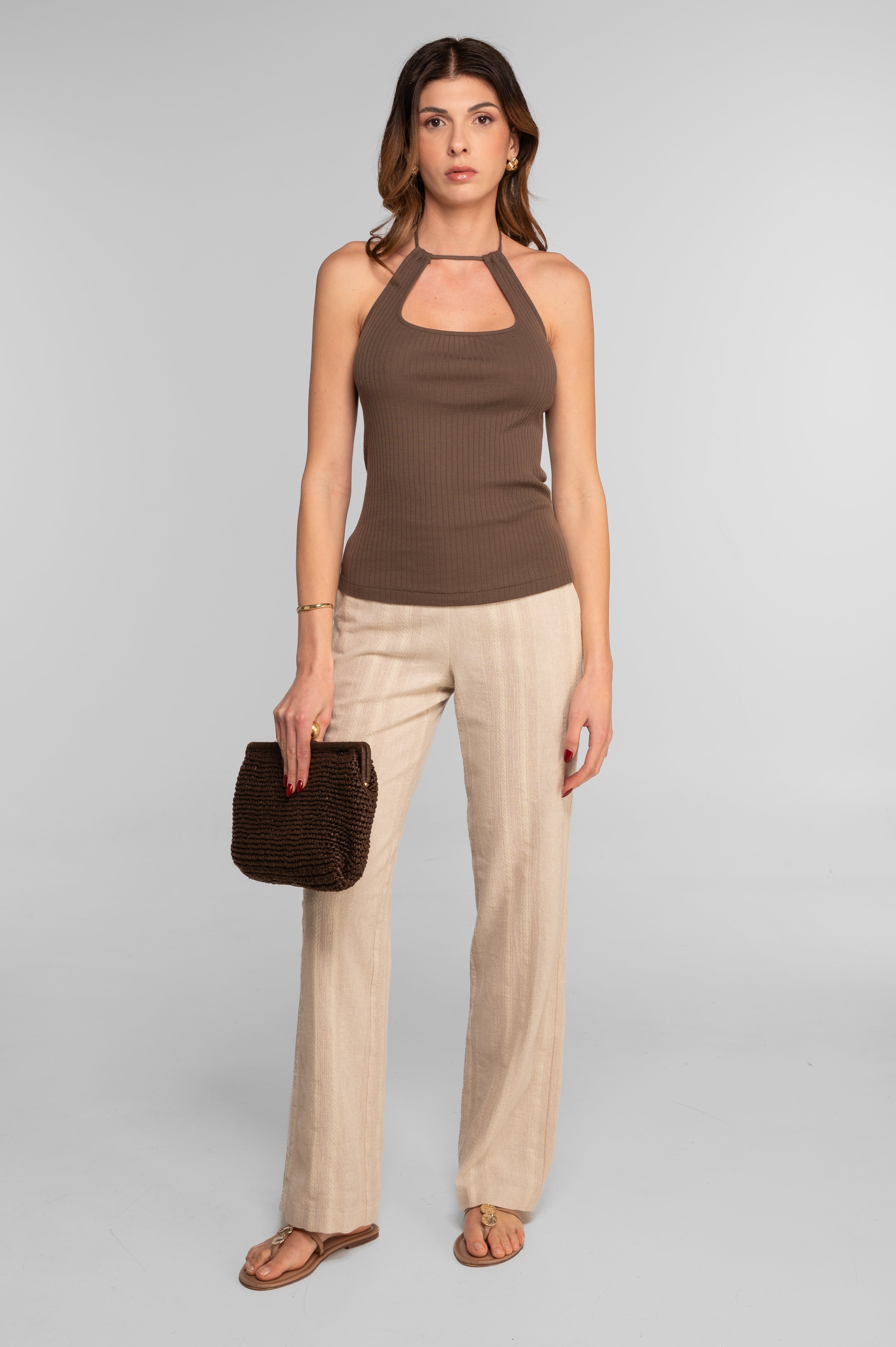 Cotton top with a keyhole detail 7563