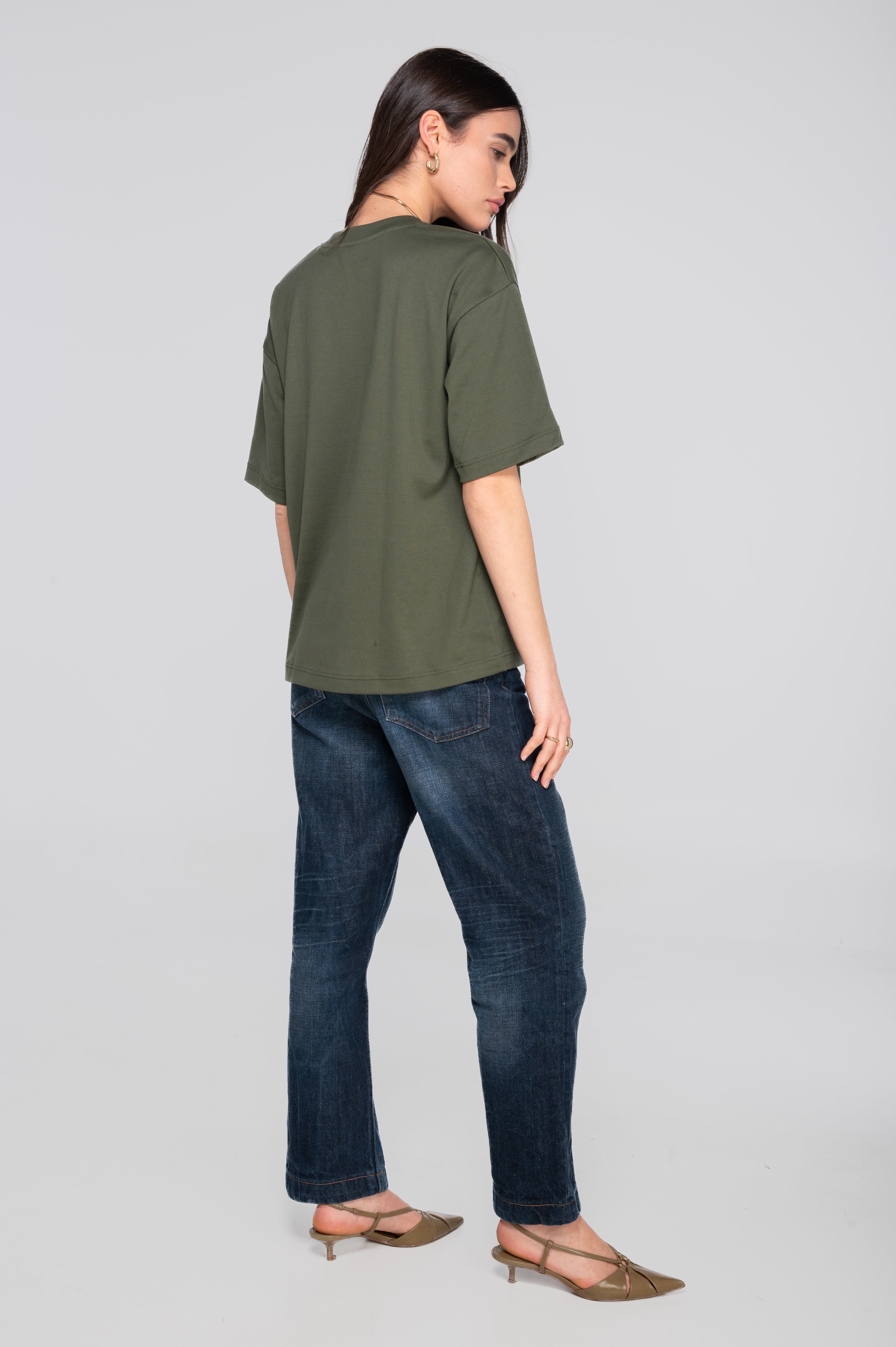 Round neck T-shirt in heavyweight jersey cotton 7571