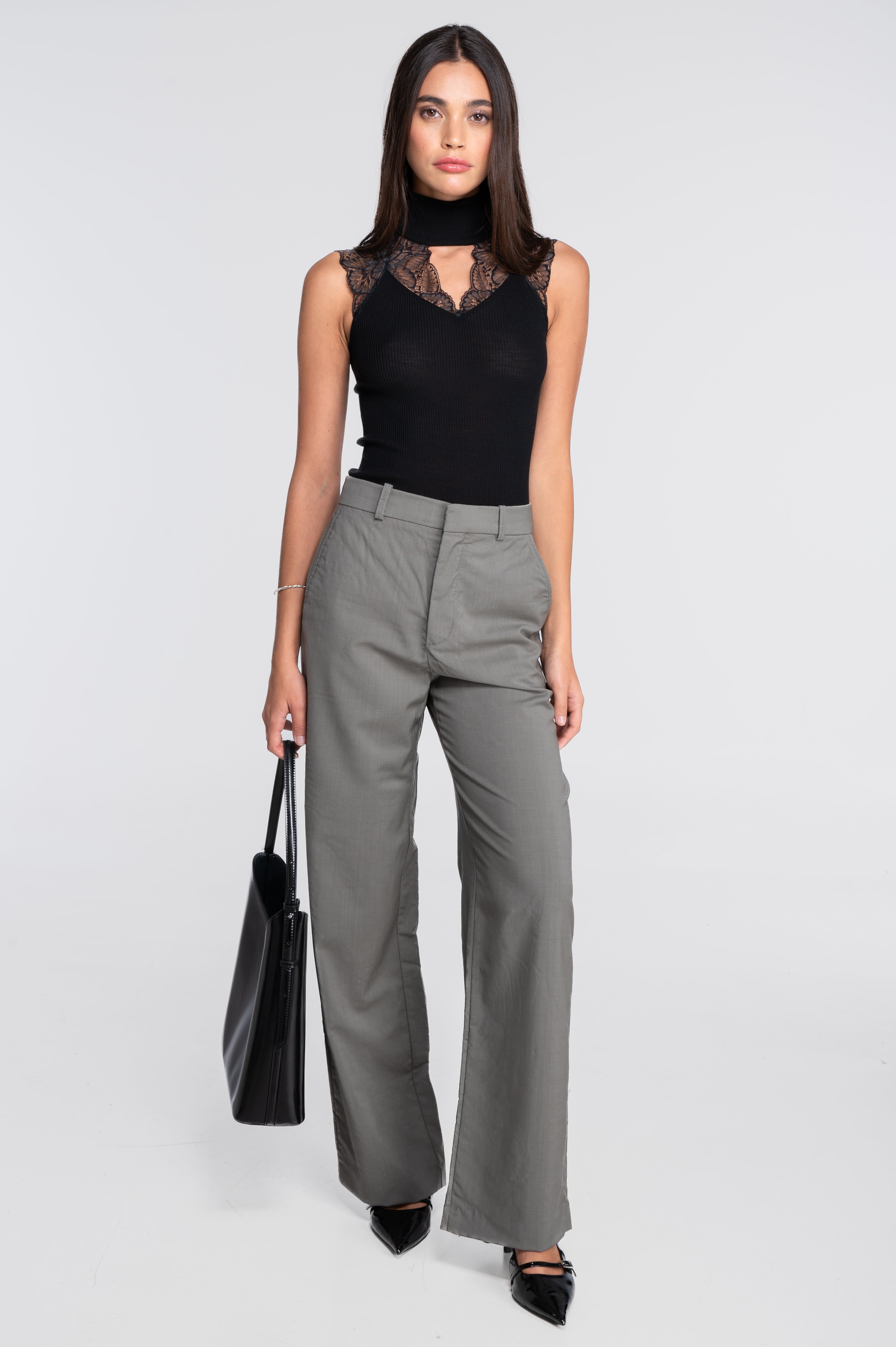 Wool and silk sleeveless mock neck top with Leavers lace 7611