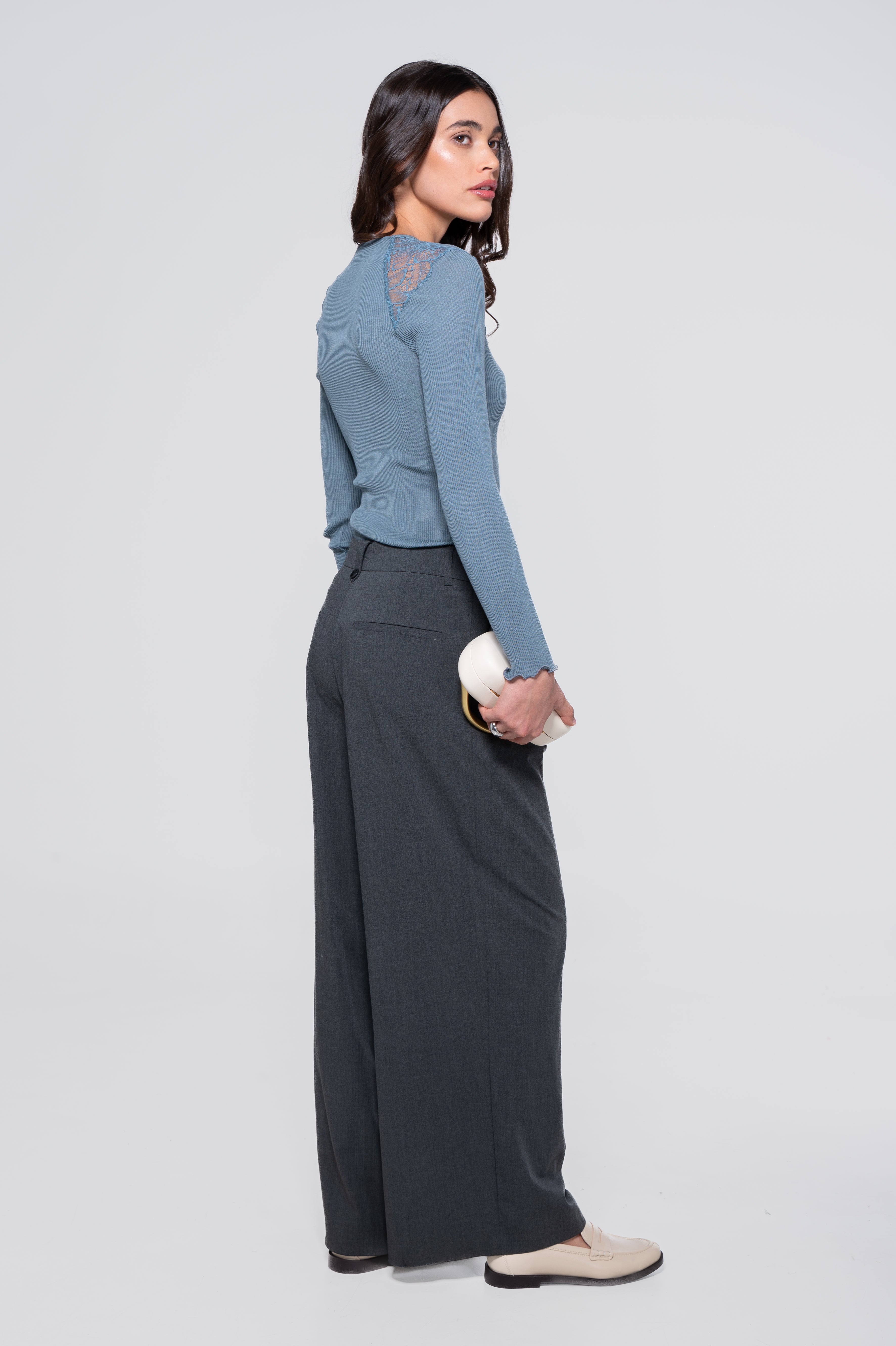 Longsleeves Woman70% Wool , 30% Silk 7612