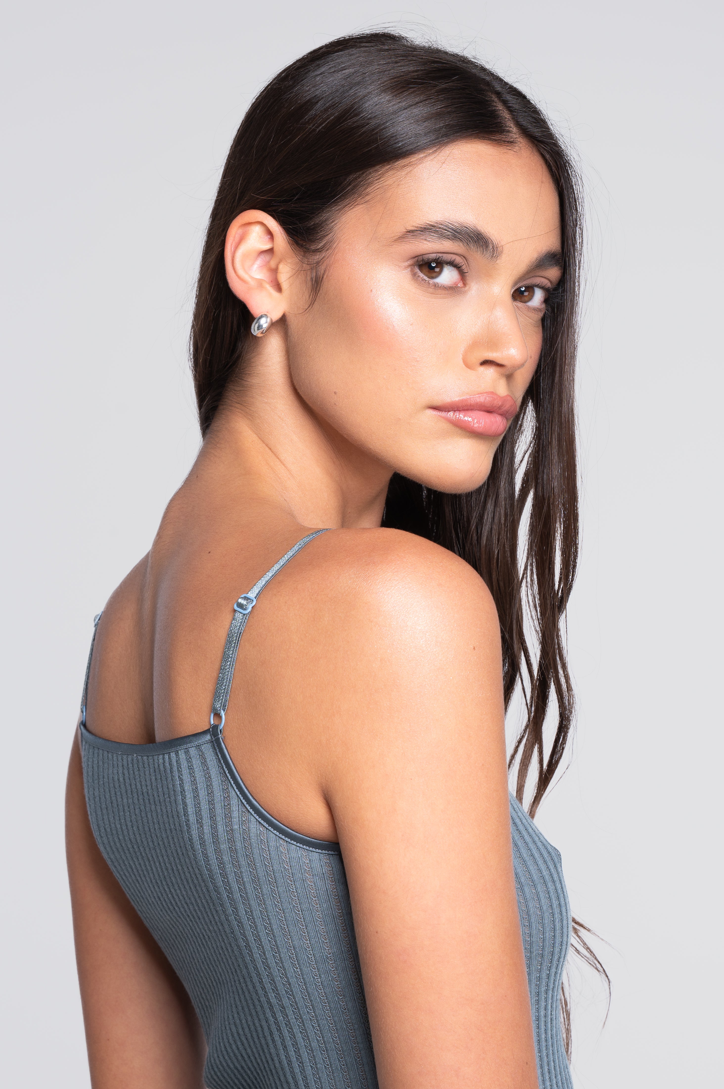 Straight neckline camisole top  in ajouré wool and silk with Leavers lace 7646